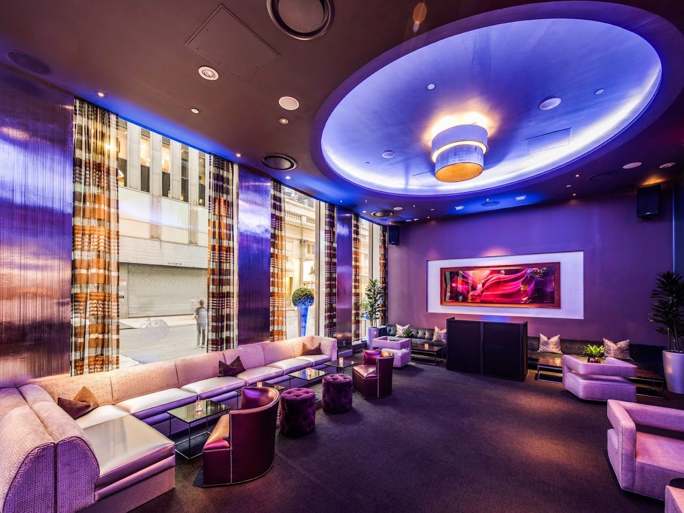 A chic and sophisticated New York party venue: 48LOUNGE1