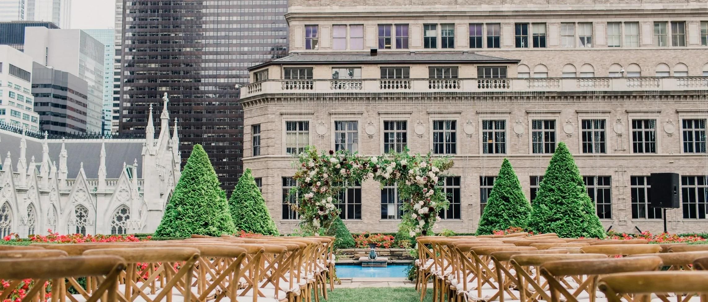 Enjoy an intimate, serene escape in the heart of the city: 620 Loft & Garden image 2