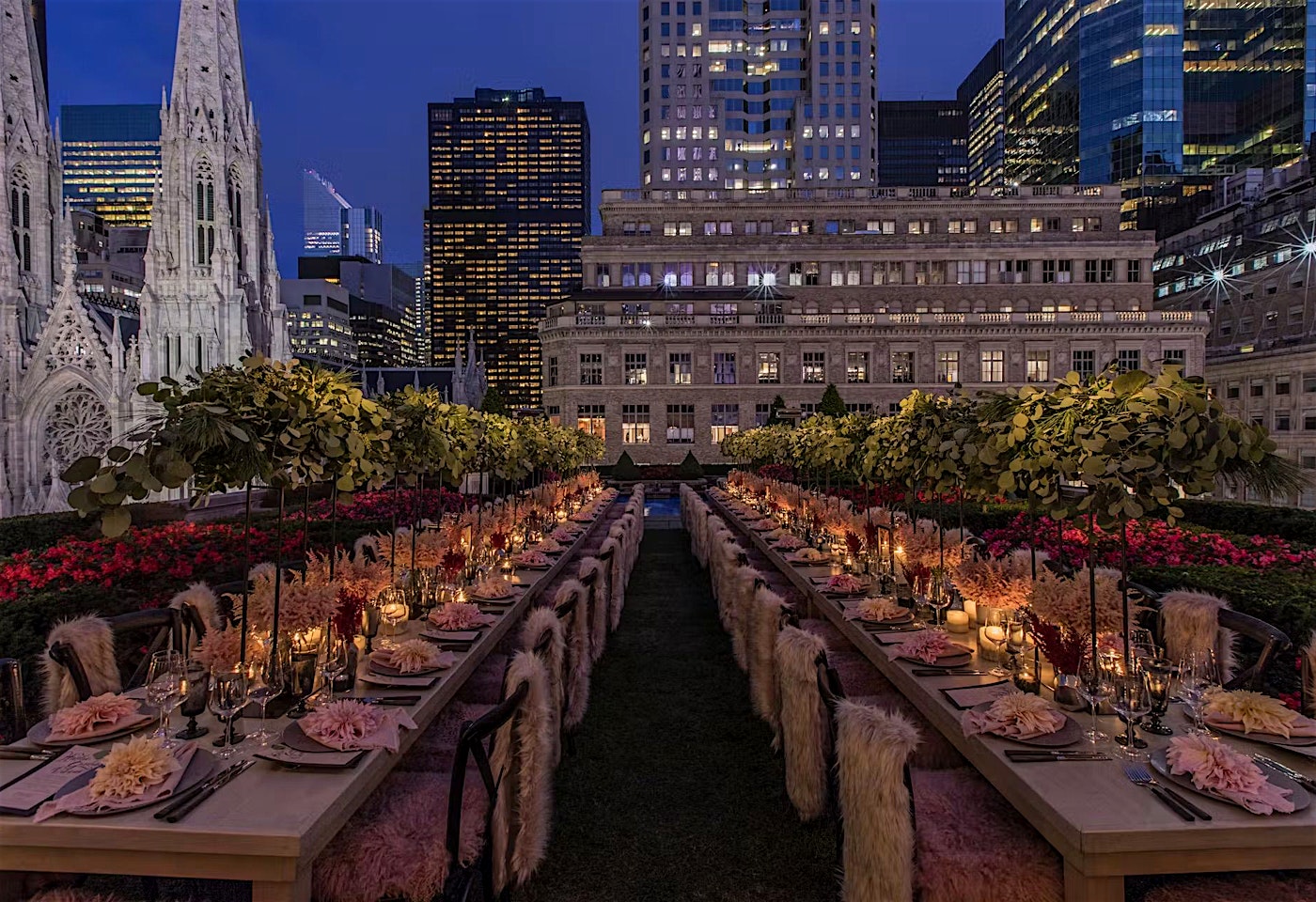 A small wedding venue with a showstopping view: 620 Loft and Garden1