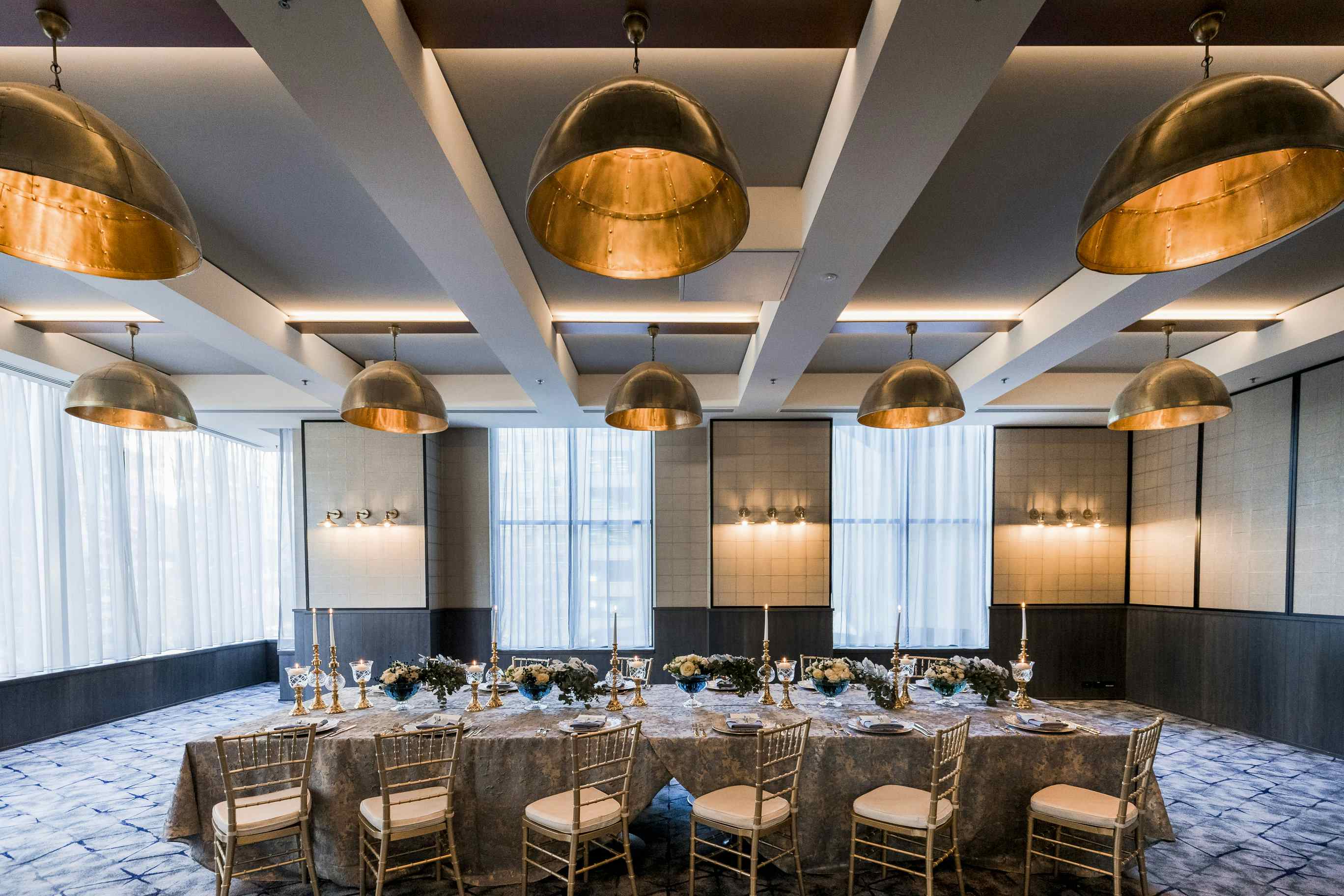 Hart Room, Amora Jamison Hotel Sydney  image 2