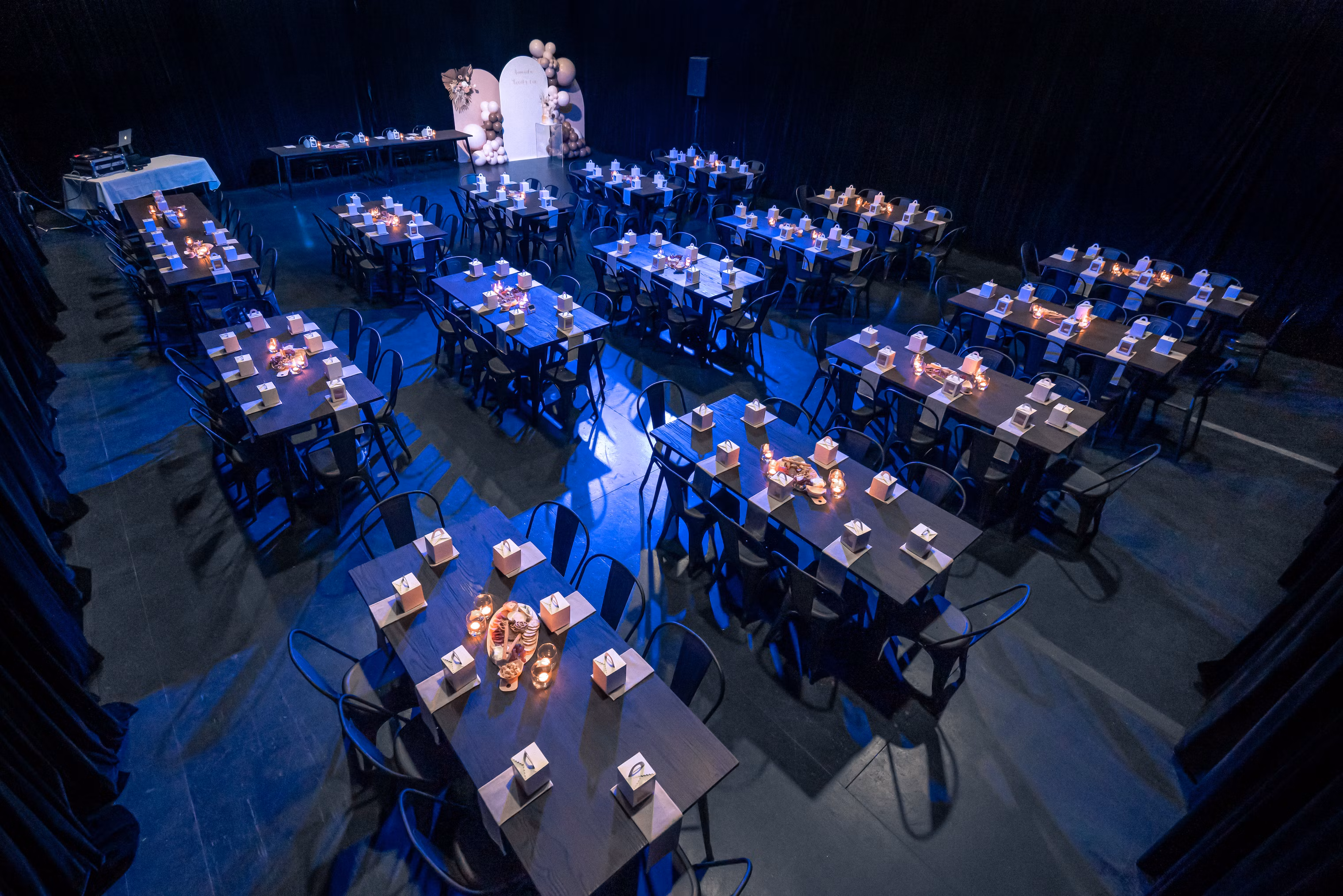 Empress Room, Arcana1