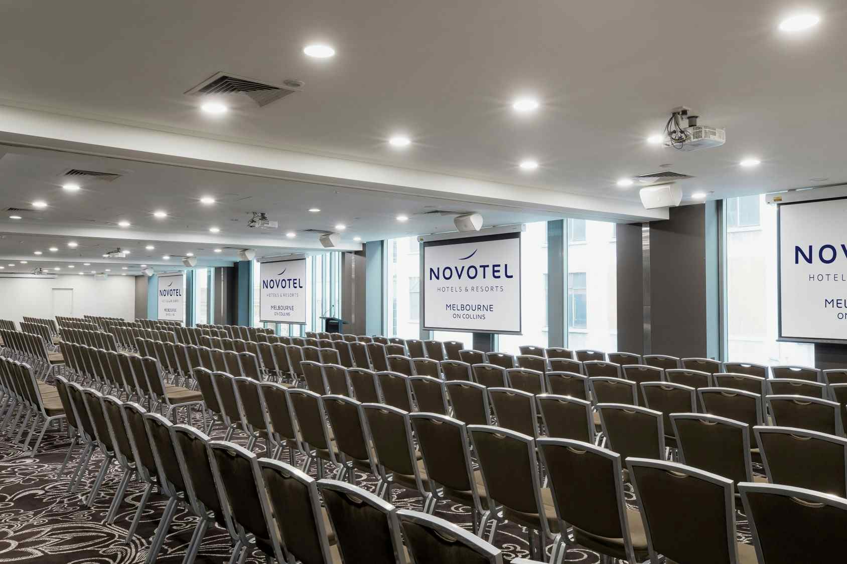  Australia Ballroom, Novotel Melbourne on Collins1