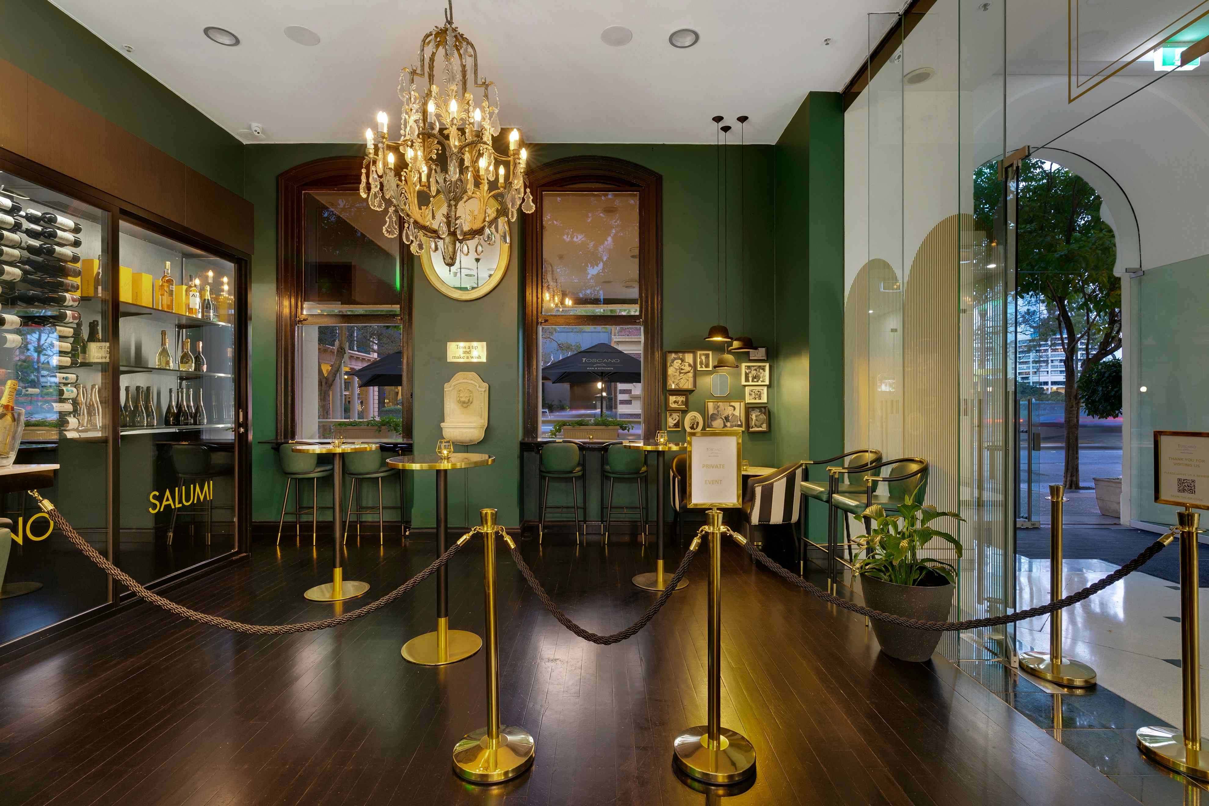 Bar Area, Toscano Bar & Kitchen1