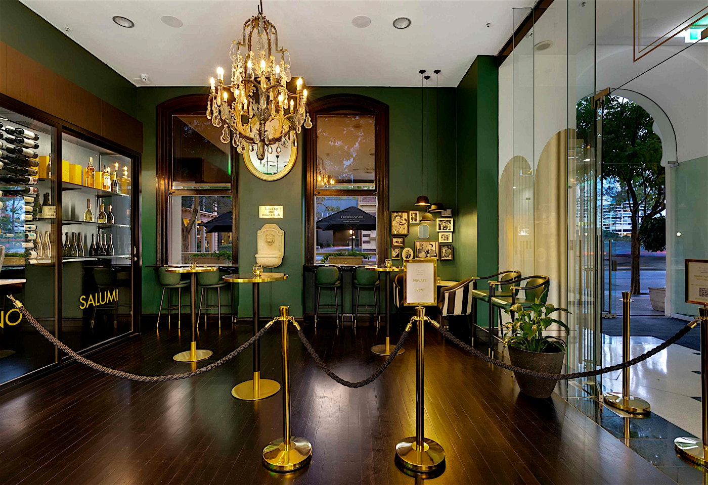 Bar Area, Toscano Bar & Kitchen1