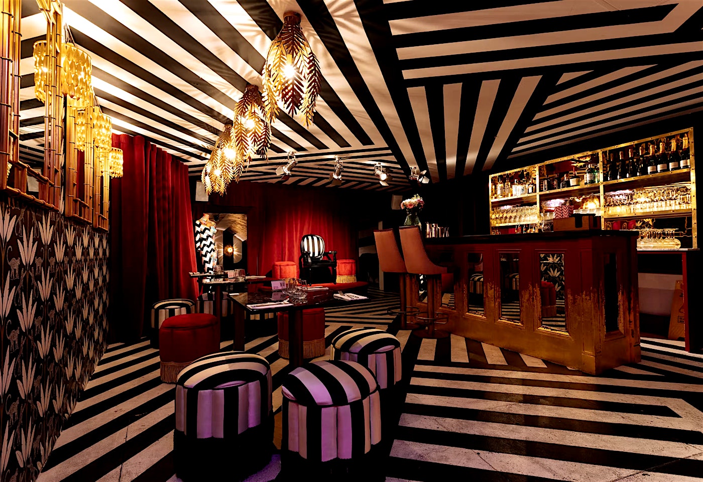 Twin Peaks-inspired interior design at cocktail bar in Covent Garden, Mrs RIot