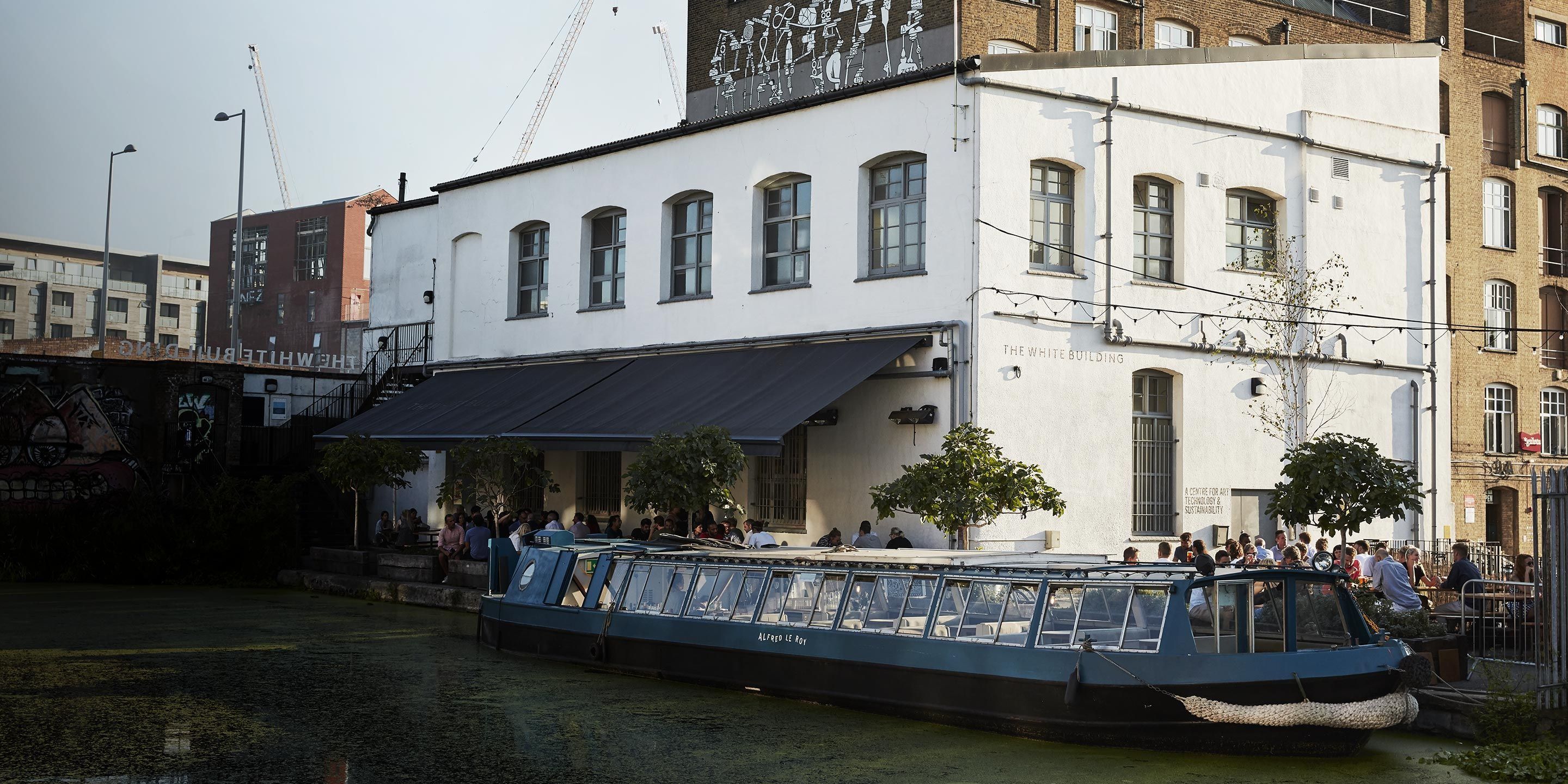 Crate brewery headbox hackney bar 1