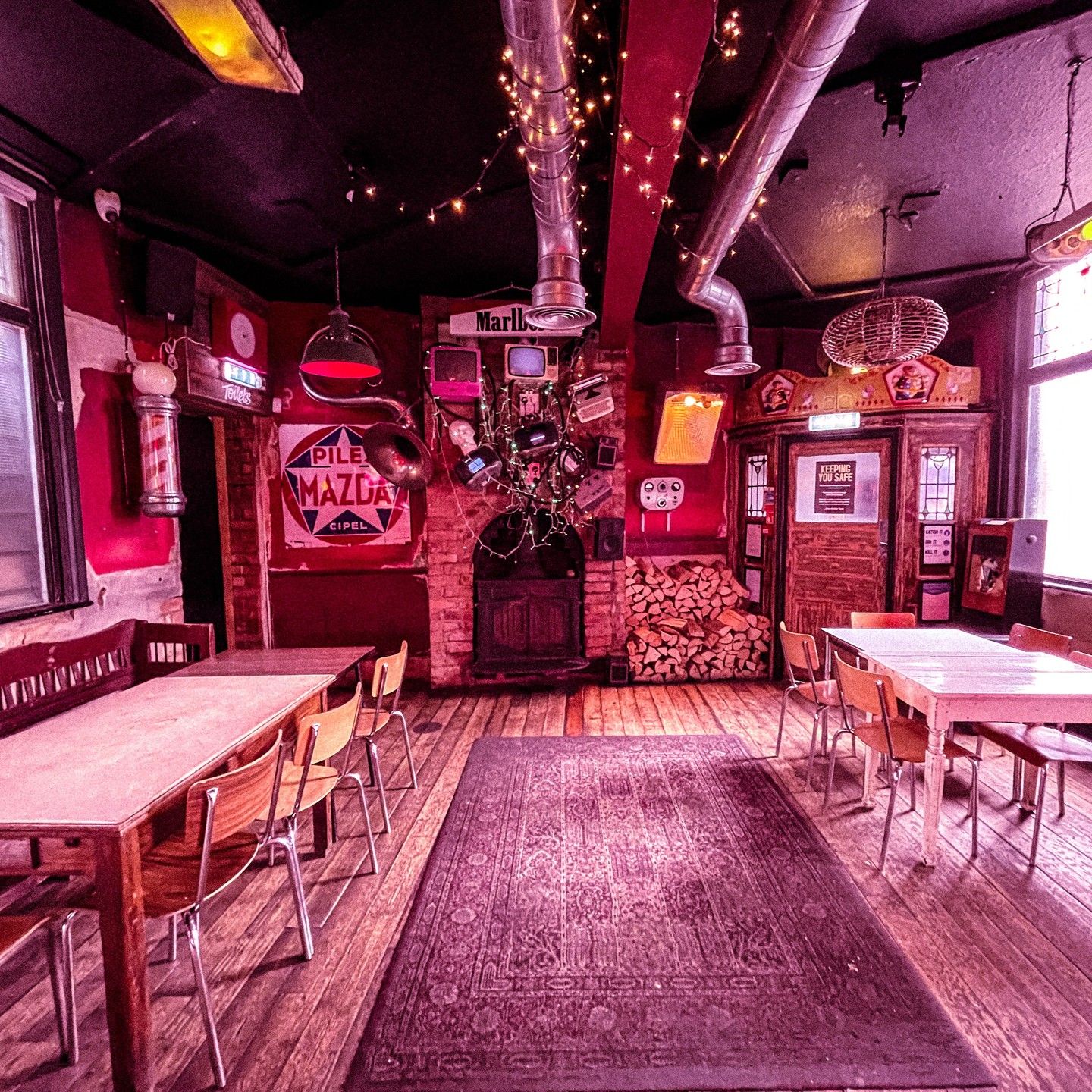 Bars in Digbeth Birmingham - DeadWax is all about the vinyl