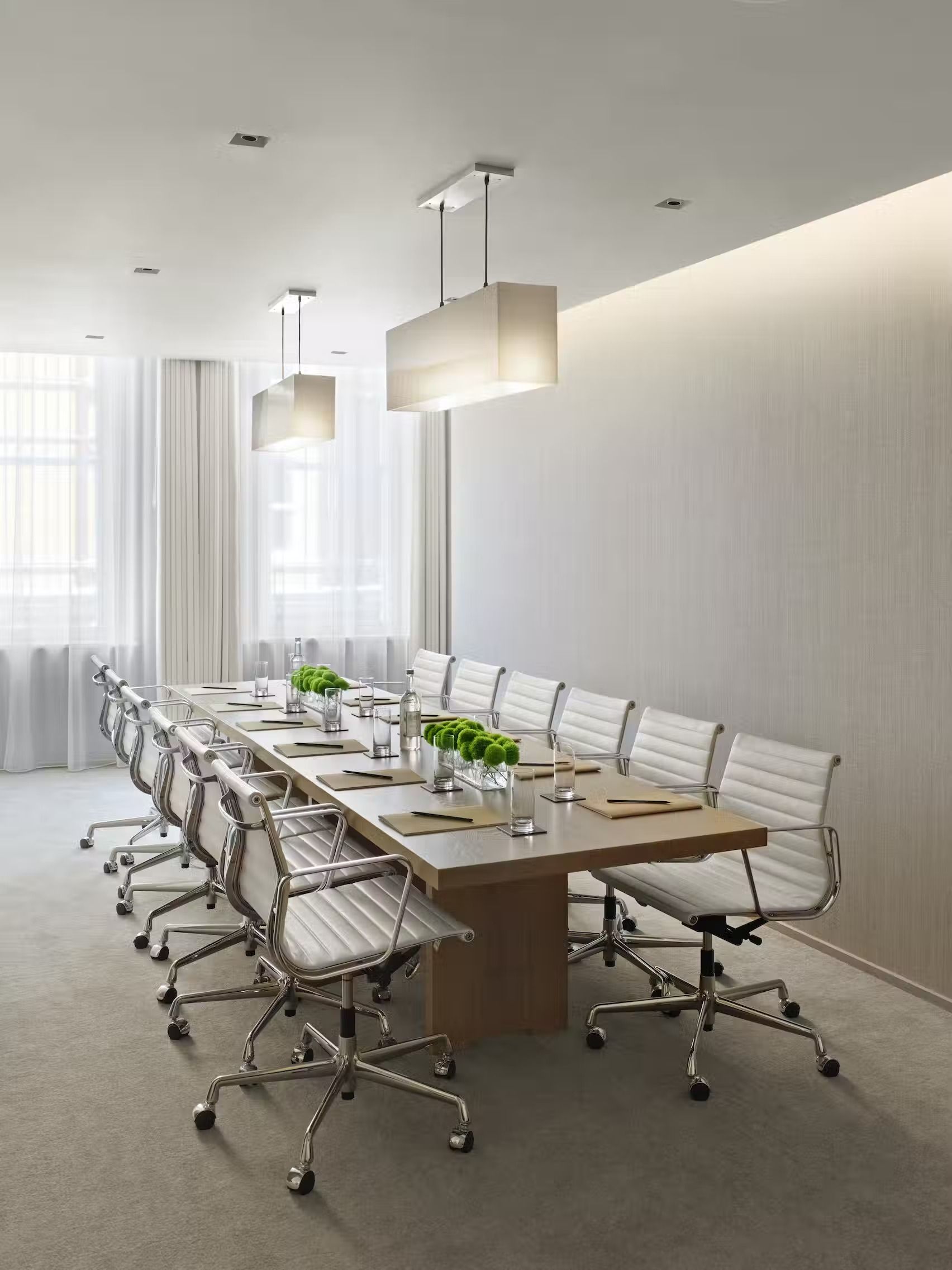Edition Studio 1 mayfair meeting room