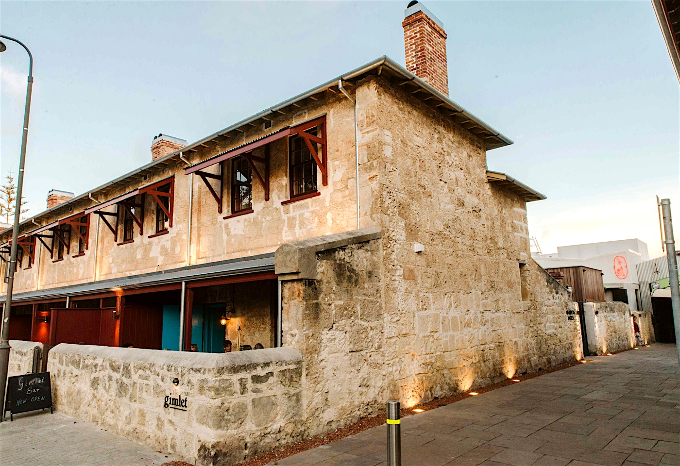 Gimlet, Warders Hotel image 2