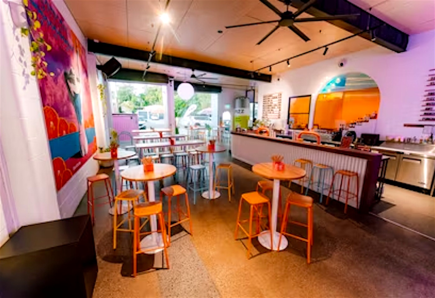 Hard Fizz HQ Taproom image 2