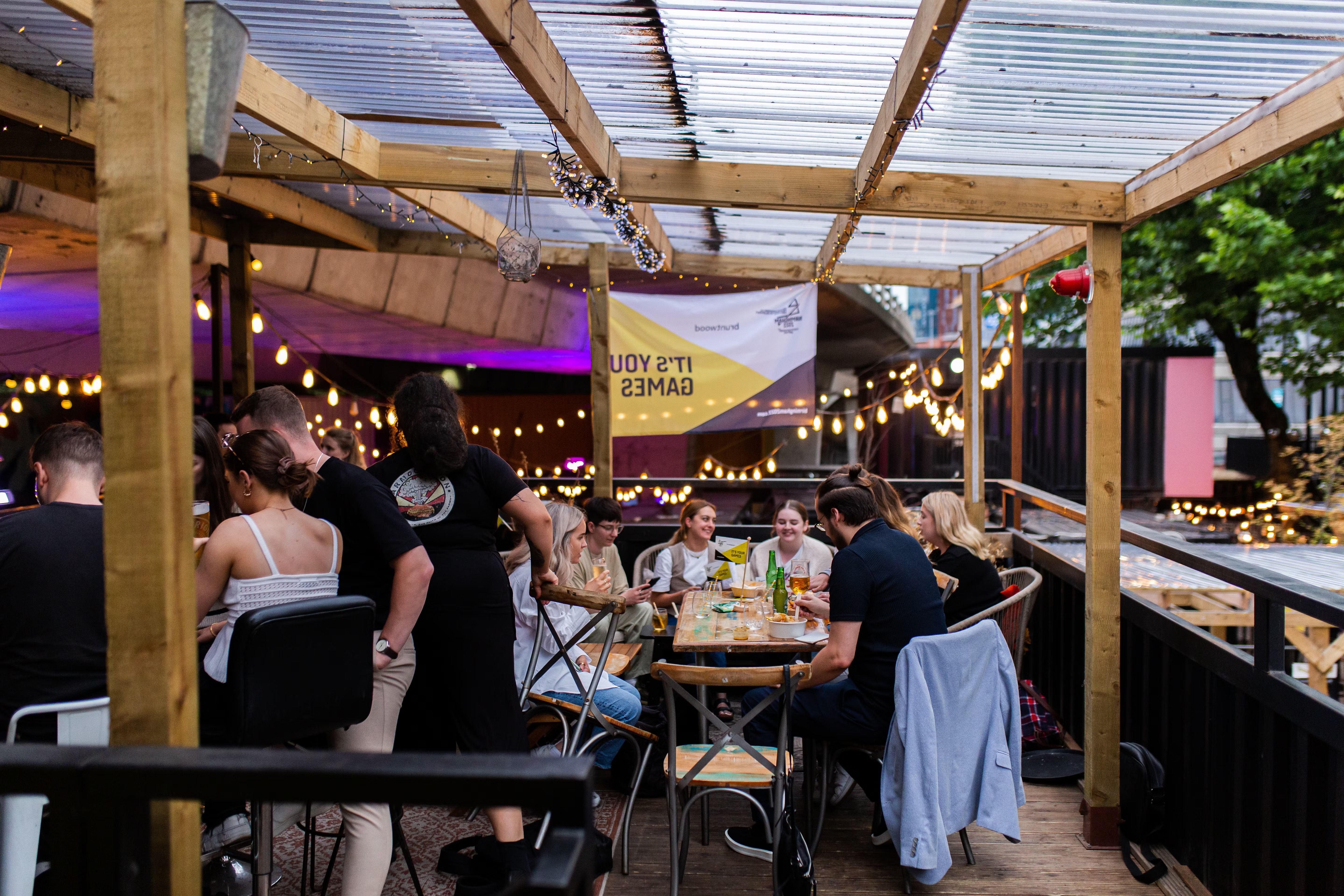 Hire this complex for a buzzing summer party: Hatch image 3