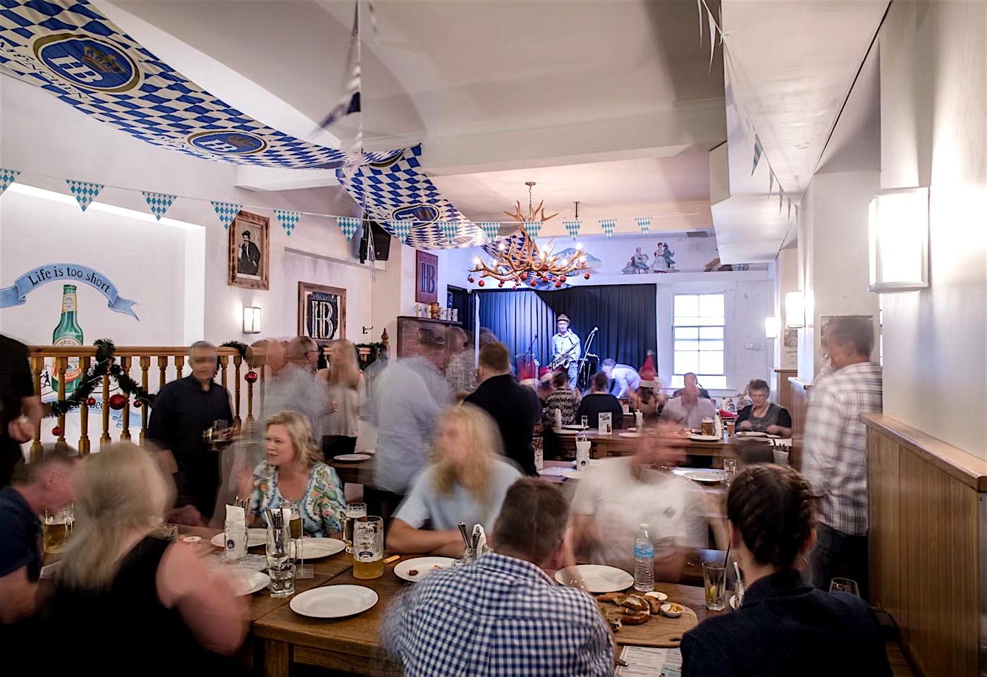 Bier Hall, Hofbräuhaus1