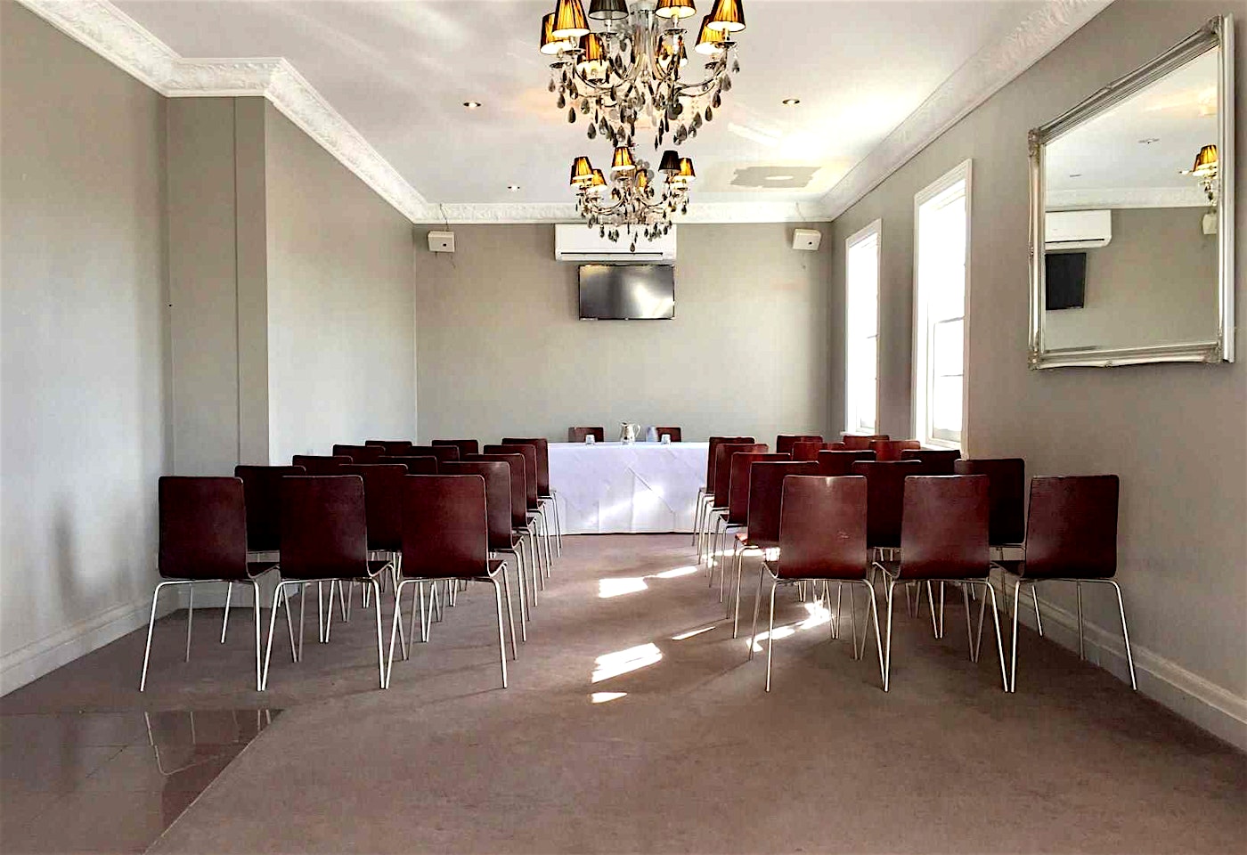 Function Room, Hotel Newbay1