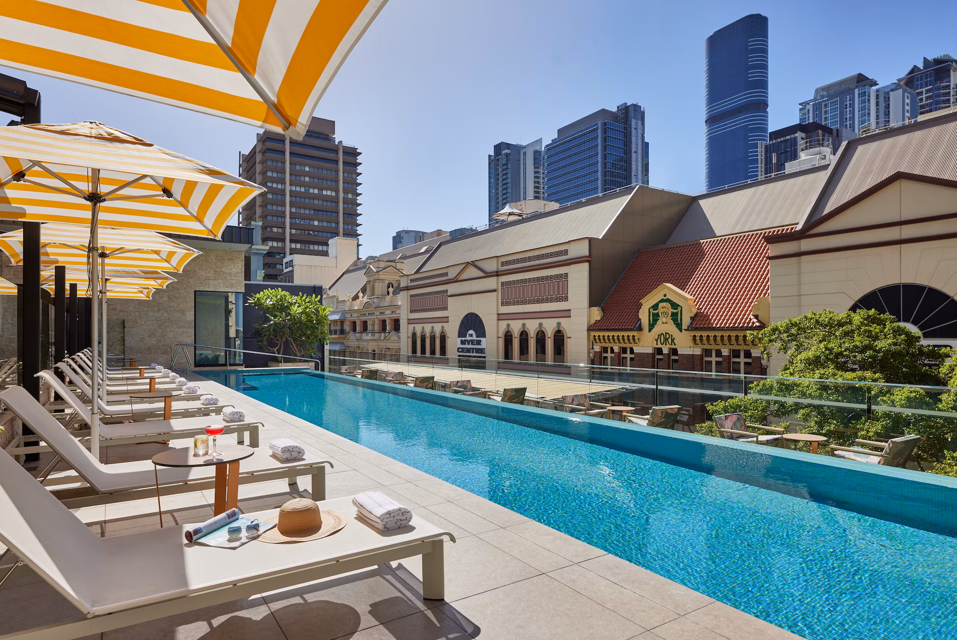 Hyatt Regency Brisbane | View of Sun Beds and City Skyline | Venue Hire Brisbane | 3