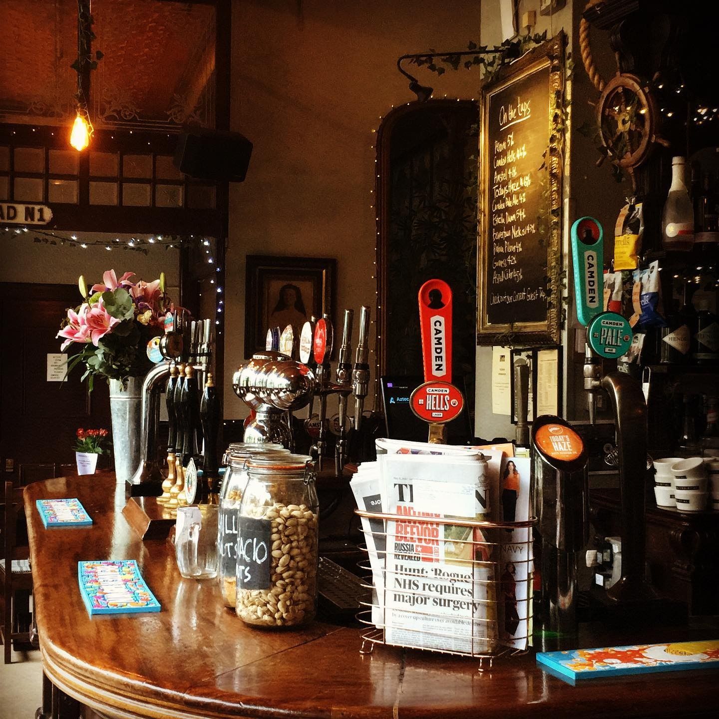 Island queen islington pubs