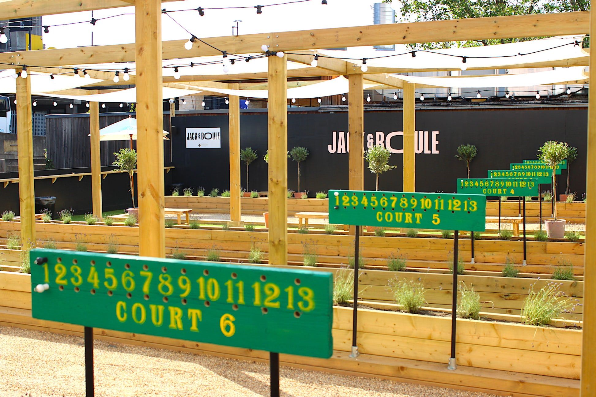 Jack & Boule christmas team building london