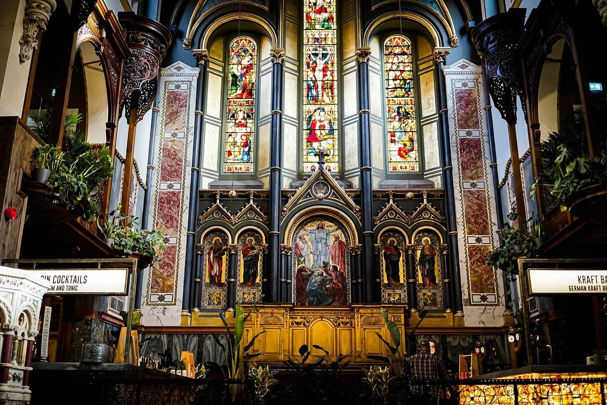 Jim & Tonic Mayfair bars 1