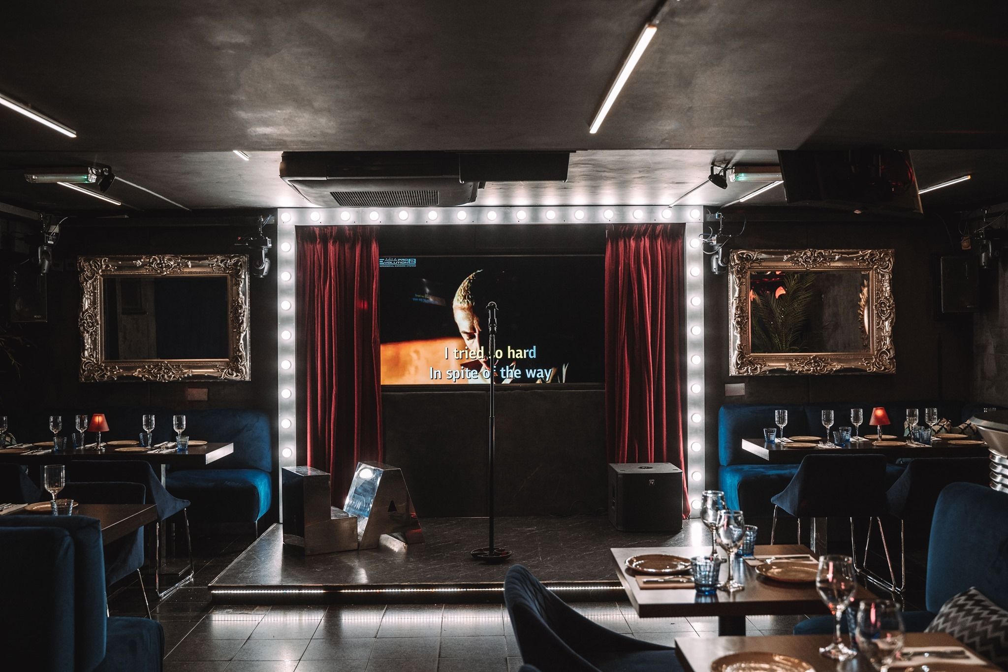 A Knightsbridge bar where all good things come in three: Layalina & Privée1