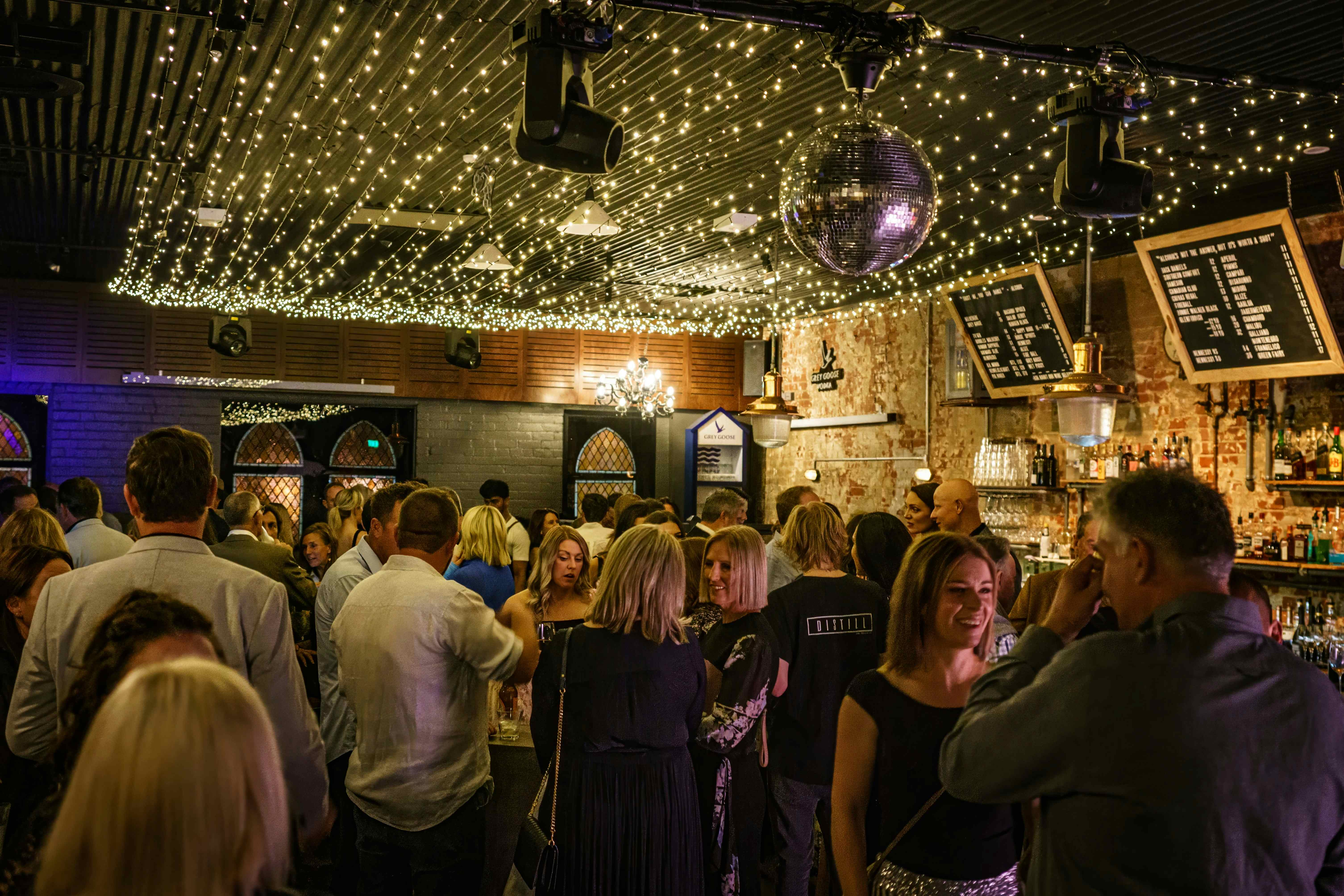 Level 1 Function Room, Distill1