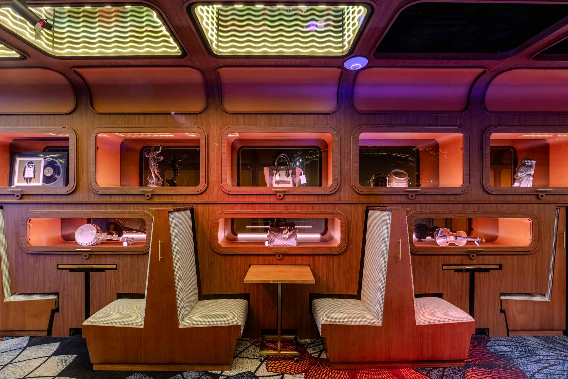 Level 1 (Pawn Parlour), Pawn & Co image 2