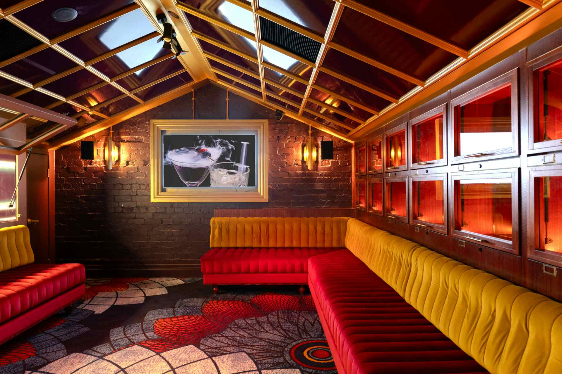 Level 1 (Pawn Parlour), Pawn & Co1