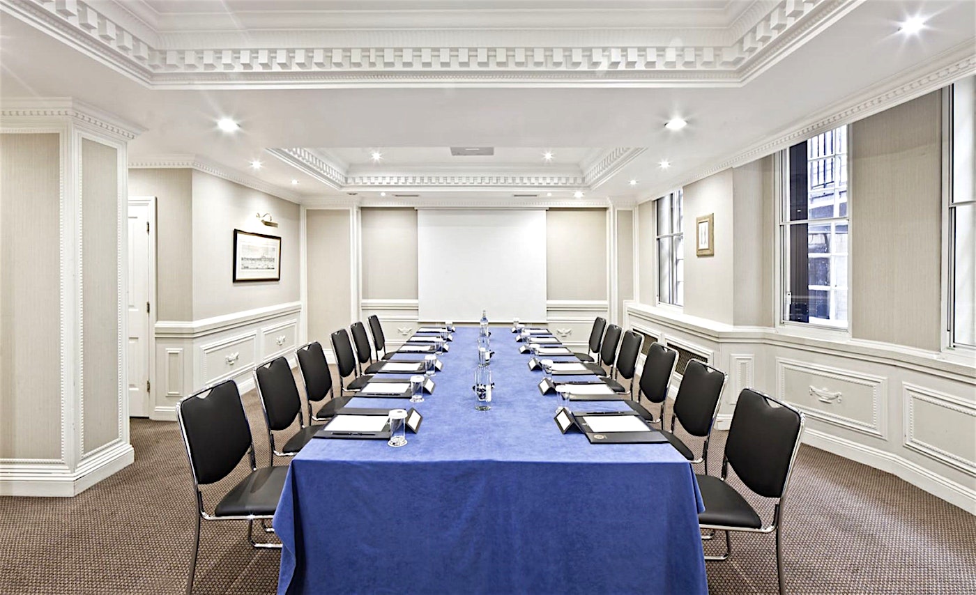 London hotel meeting rooms fitzrovia