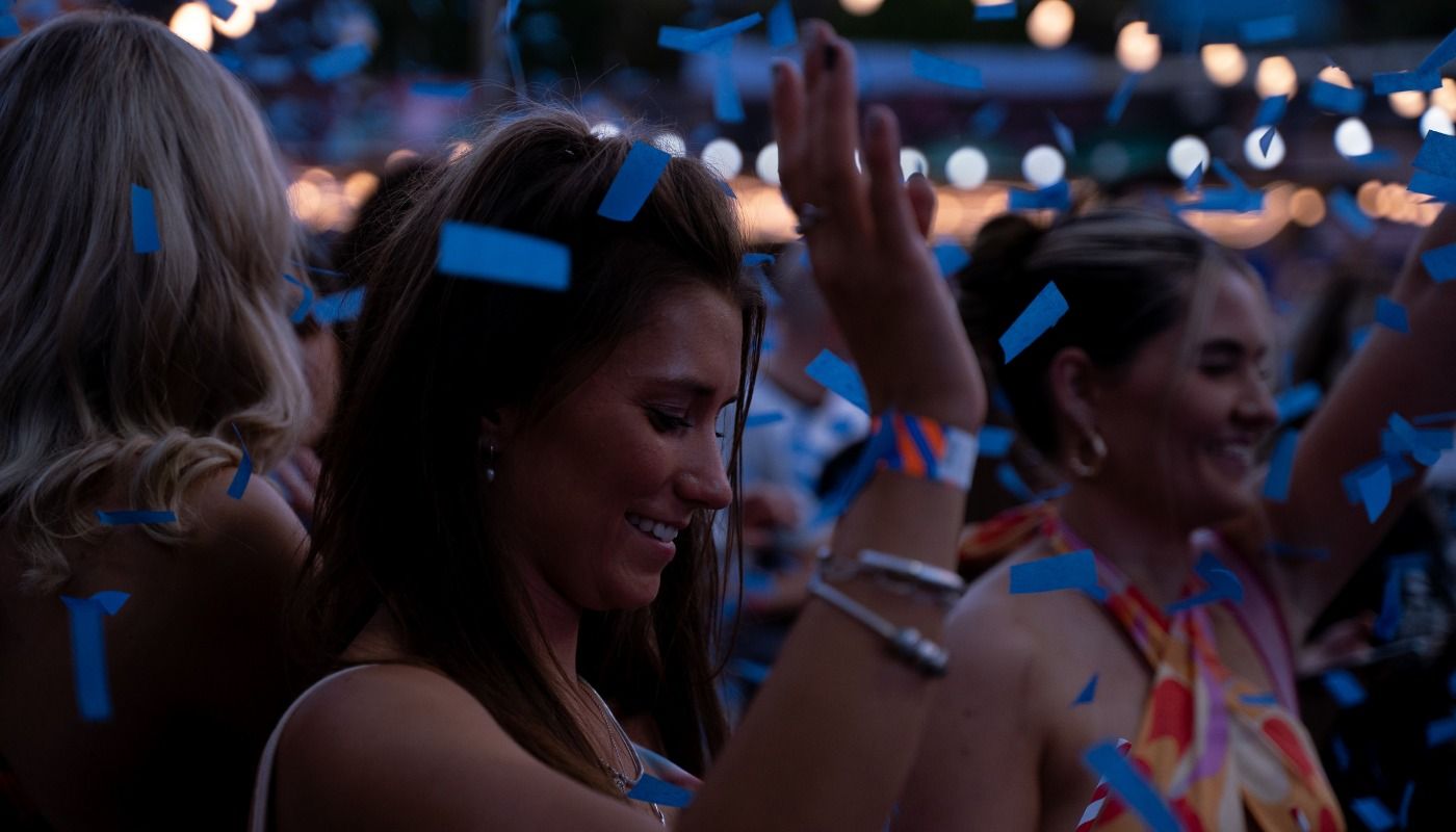 Luna Springs, outdoor bar in Birmingham