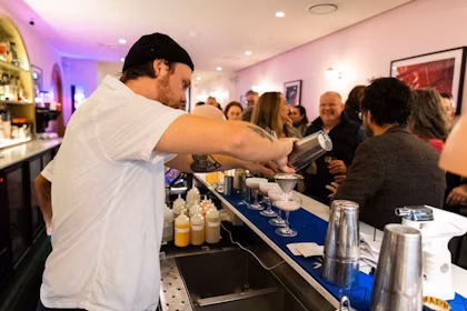 Marilyn's Bar & Diner, Exclusive Hire image 3