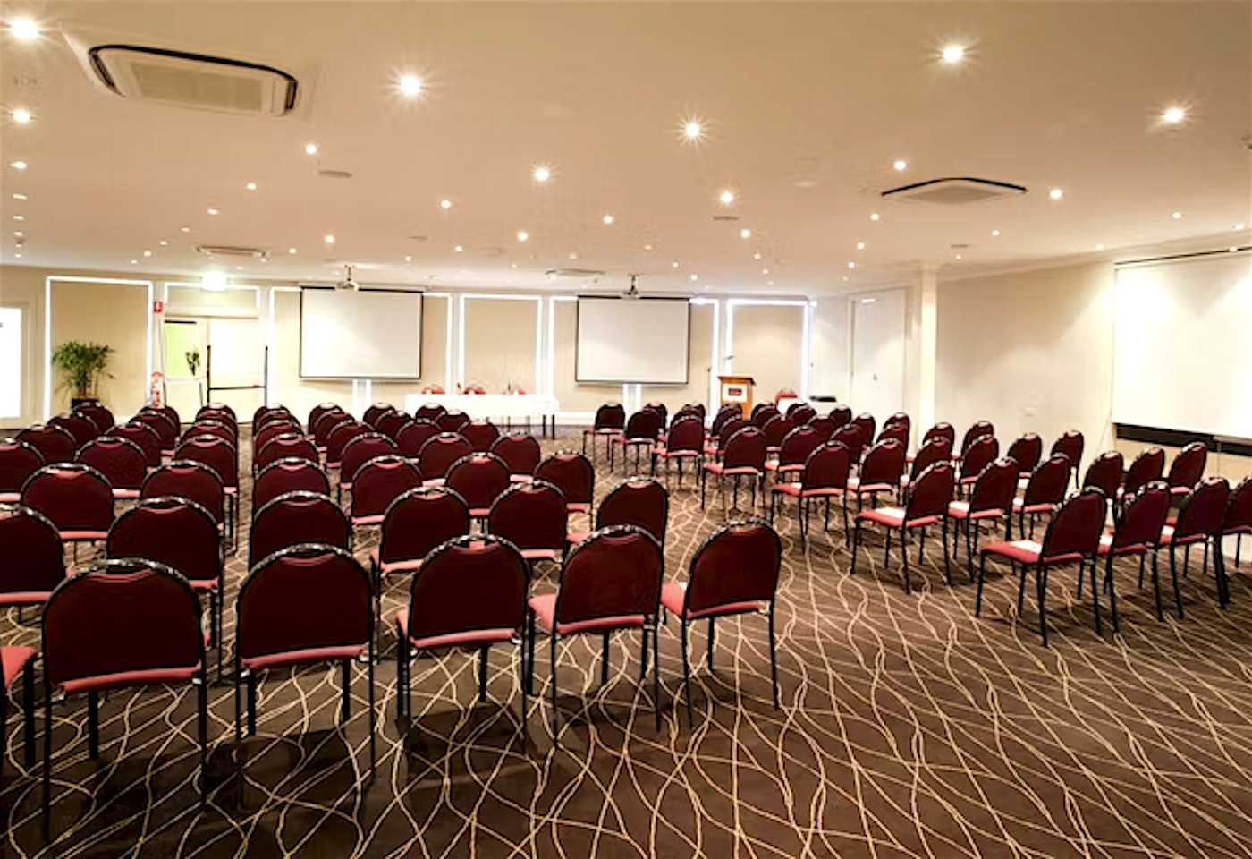 Mercure Canberra | Carlton Room | Venue Hire Canberra | 2