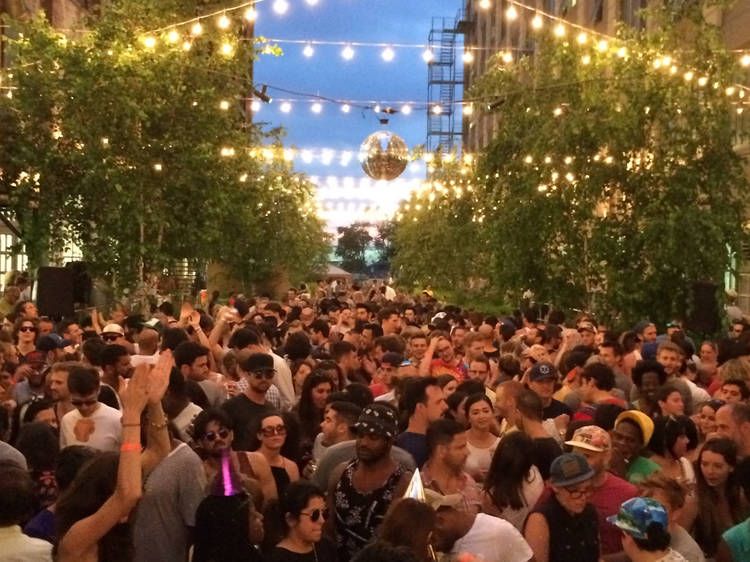 A summer party good enough for Mister Sunday: Nowadays1