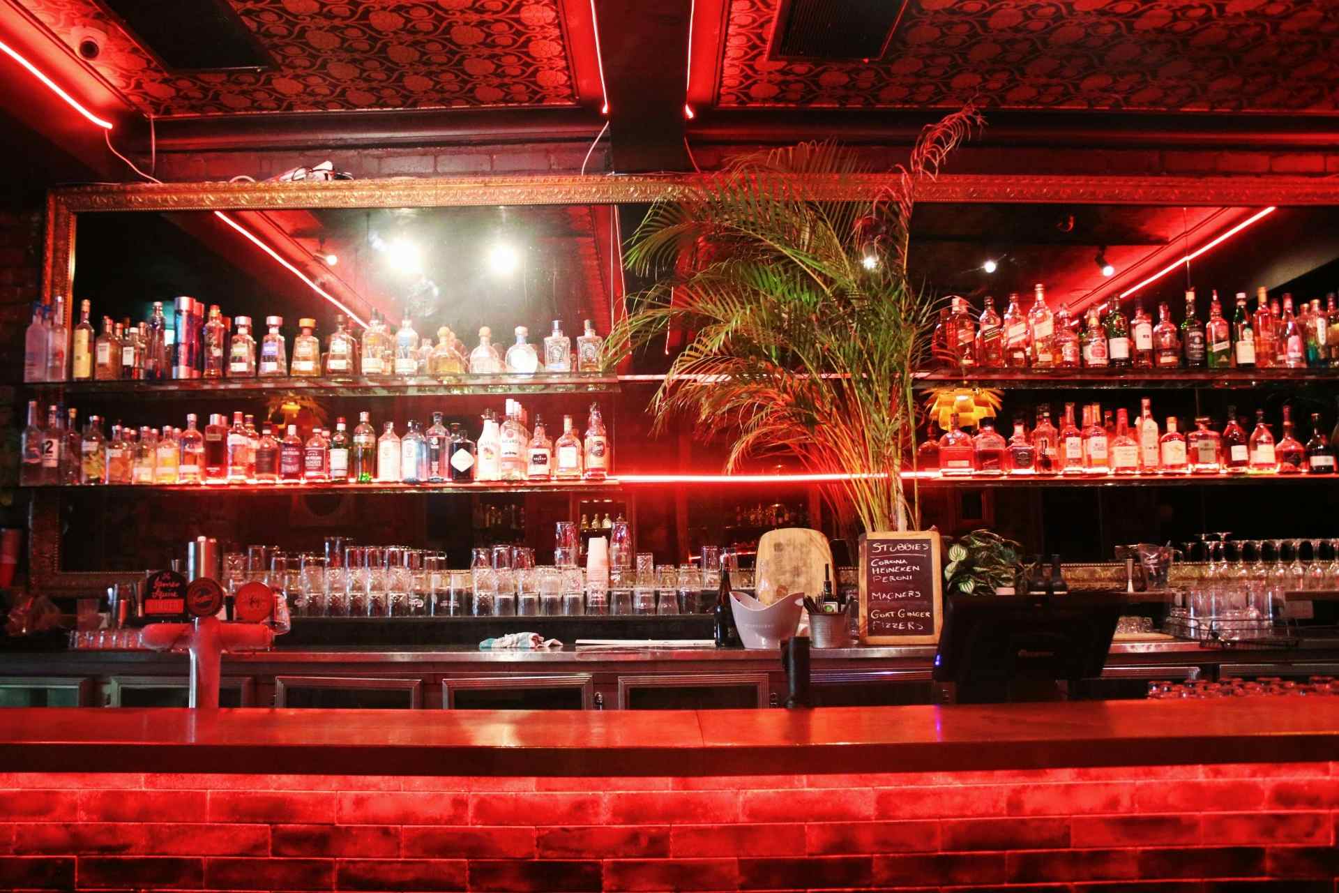 Mr Hyde's Garden Bar & Nightclub, Jekyll & Hyde image 2