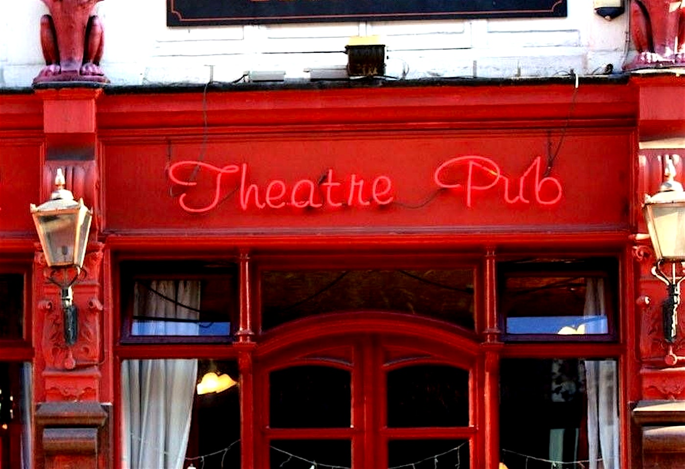 Old red lion theatre pub angel