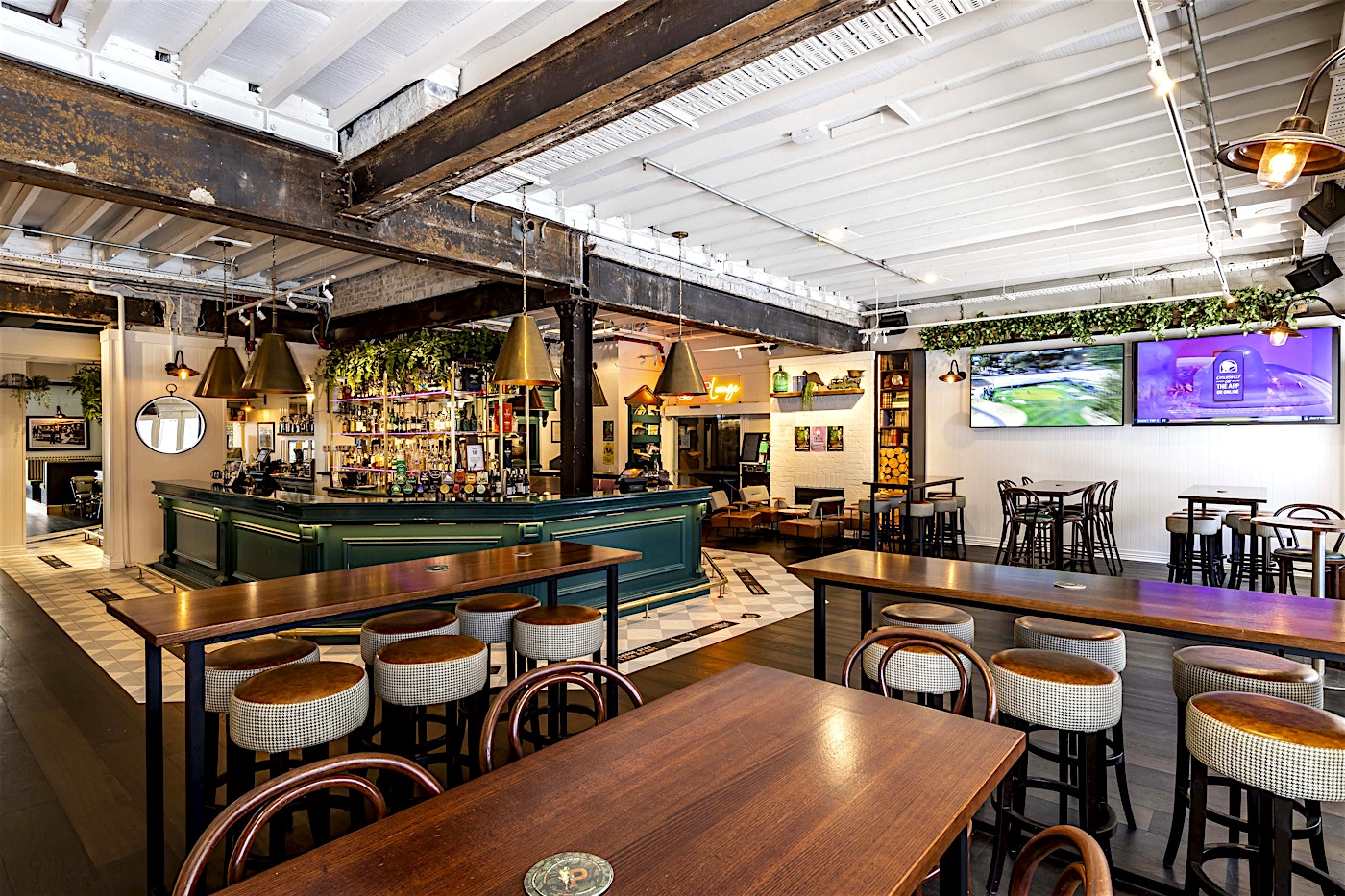 Best Brisbane Pubs | Prince Consort Hotel | 2.jpeg