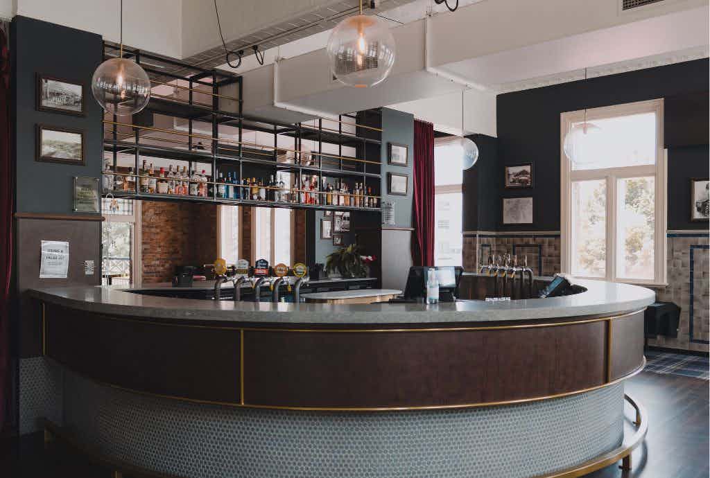 The Normanby Hotel Public Bar,  The Normanby Hotel image 2