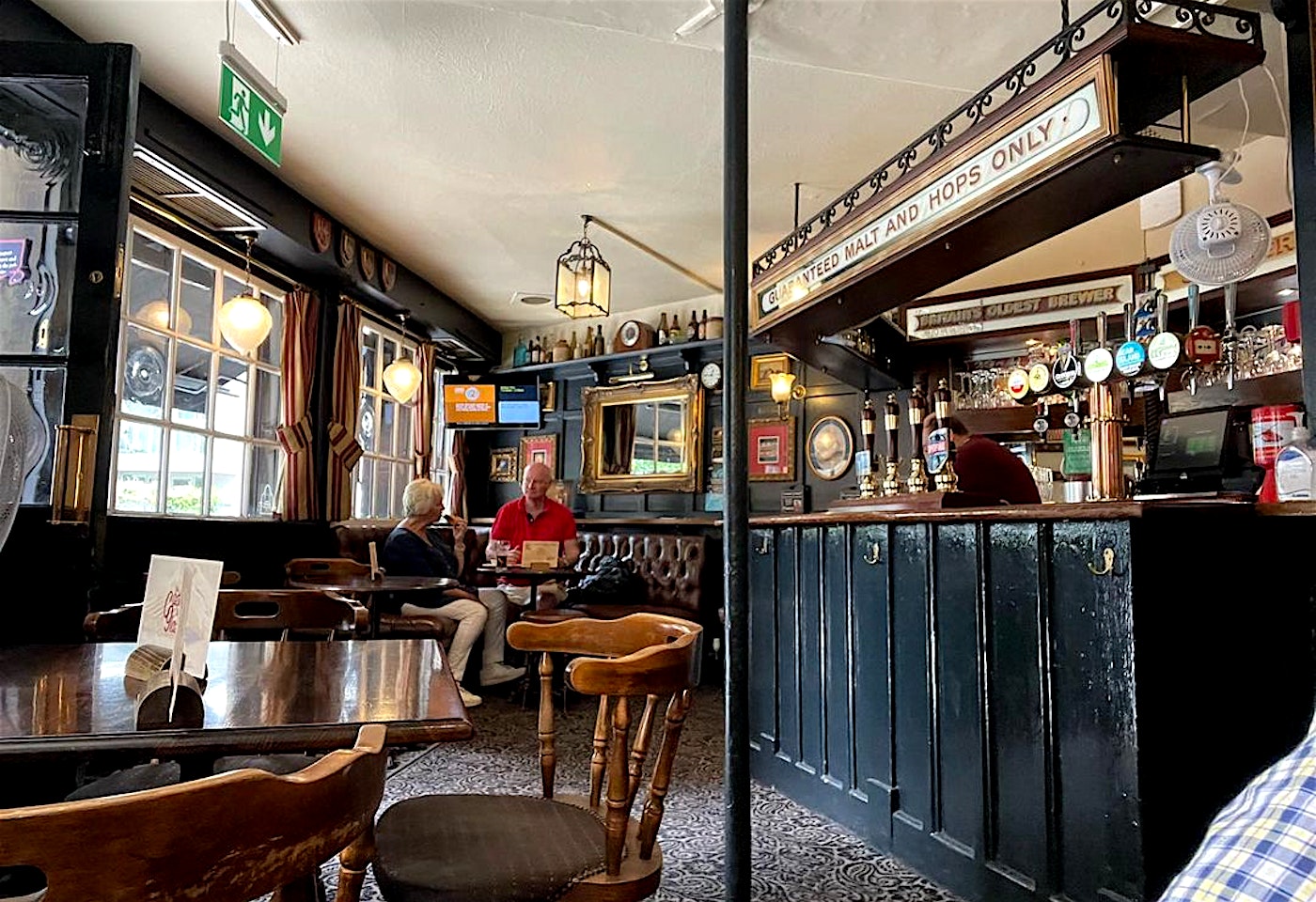 Interior photograph of a small London pub near Victoria Station