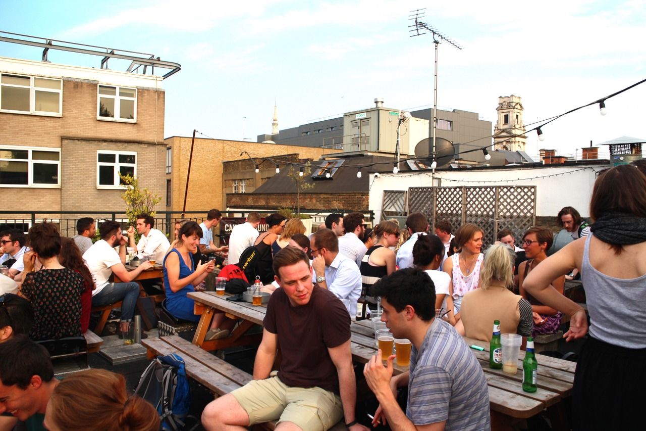 Red Lion Hoxton Shoreditch beer garden 2