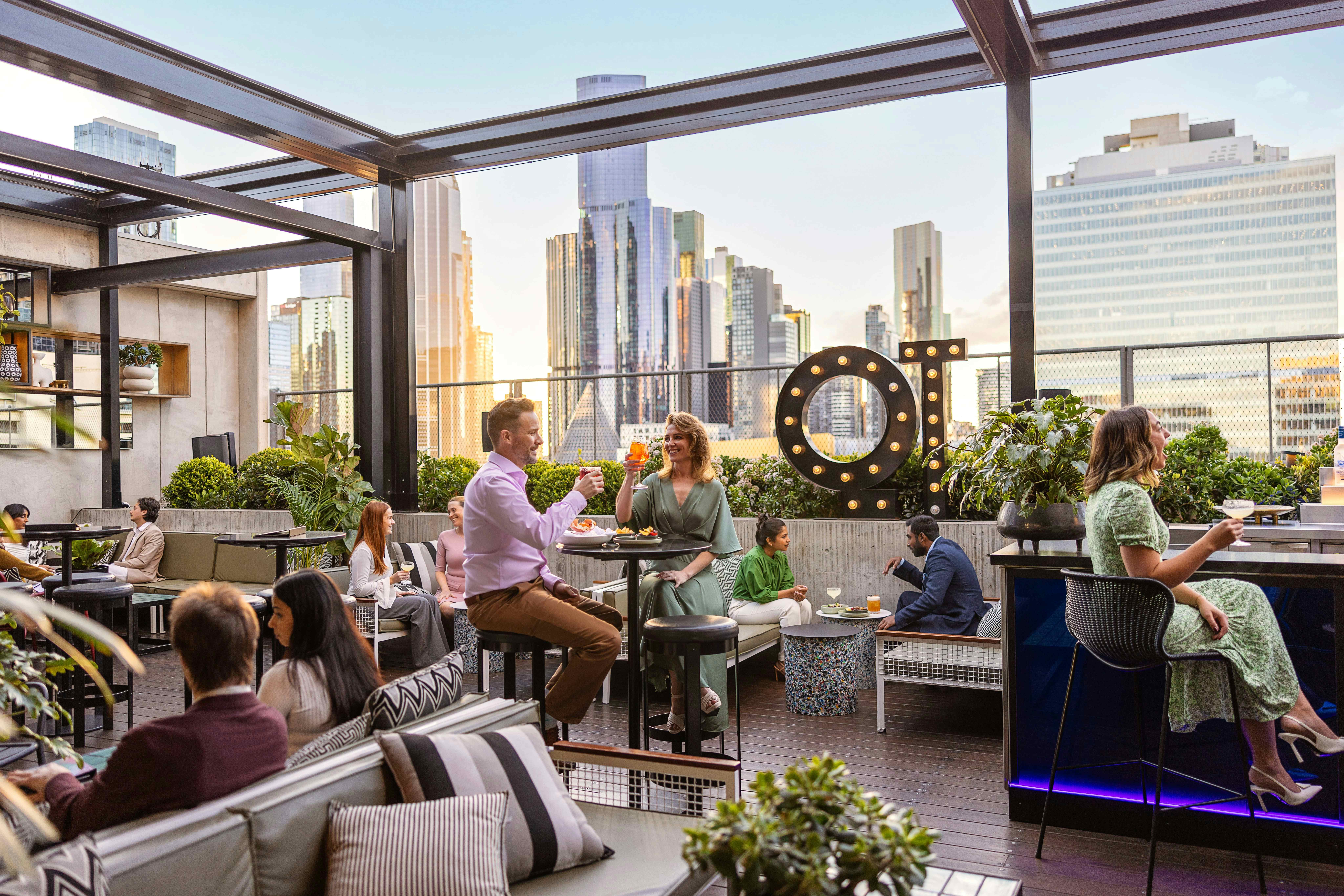 QT Rooftop, QT Melbourne image 3