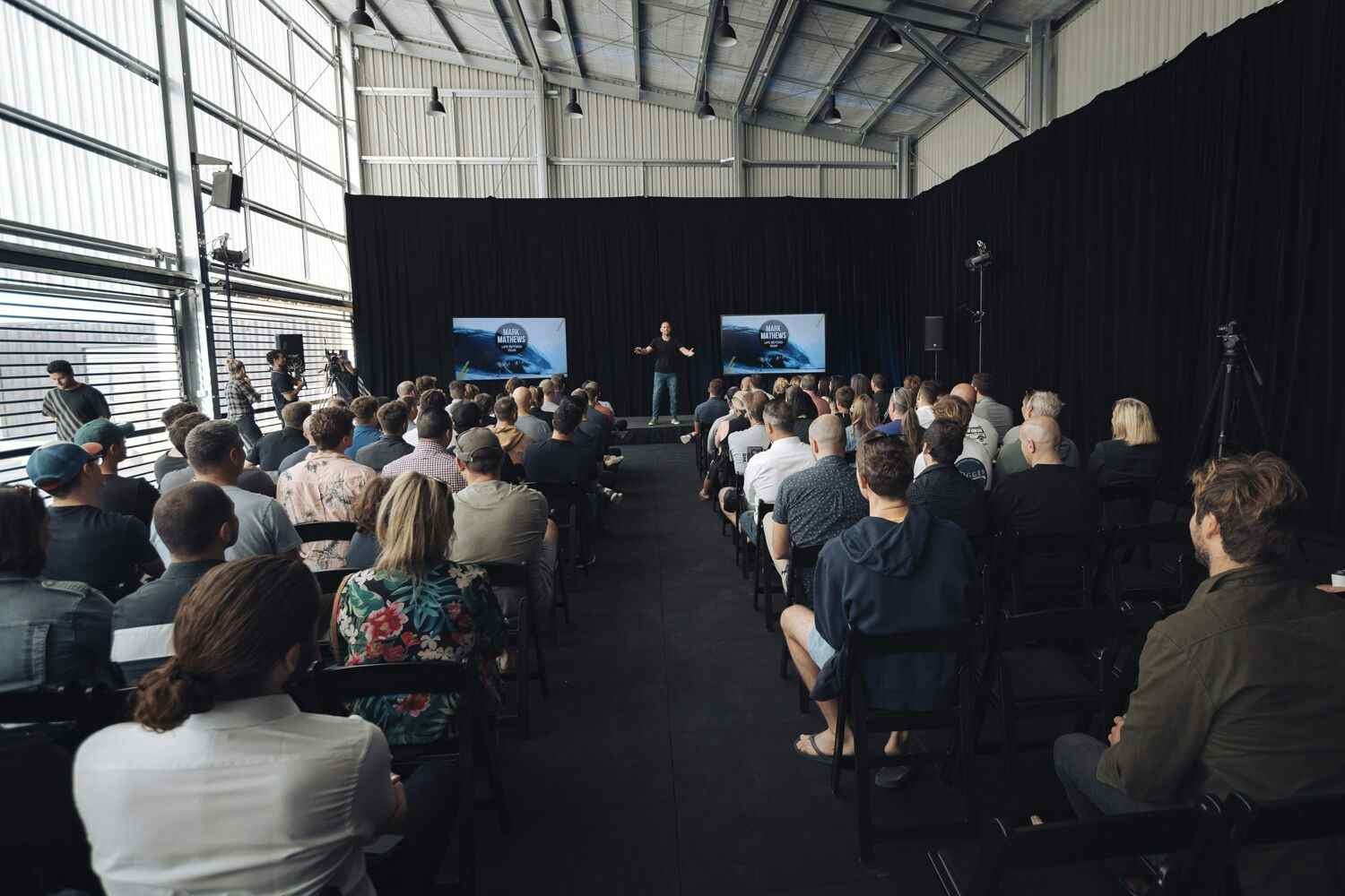 SURF ACADEMY, URBNSURF1