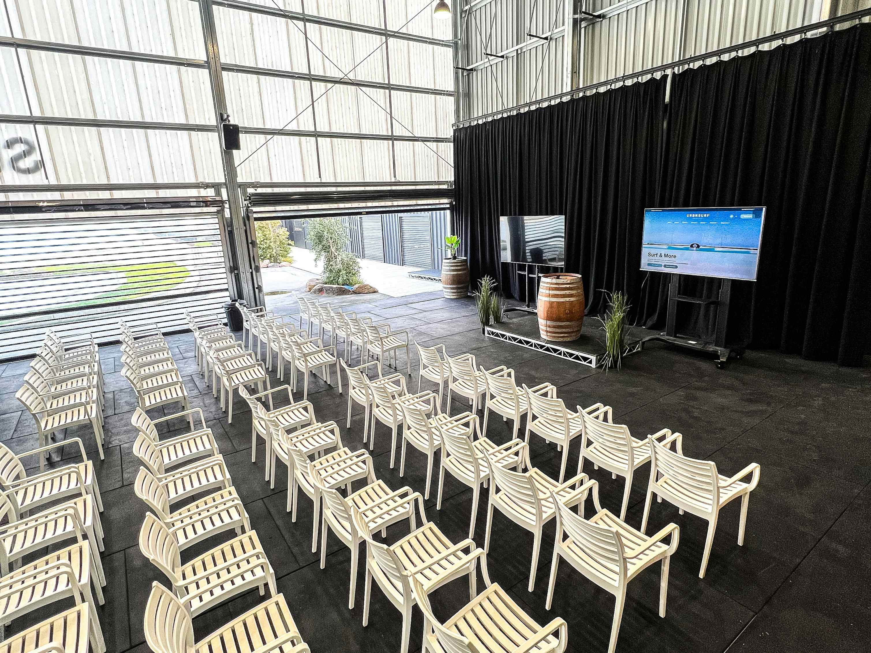 SURF ACADEMY, URBNSURF image 3