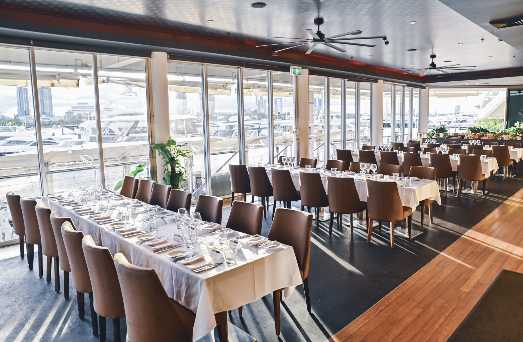 Main Dining Area, Glass Dining and Lounge Bar image 3