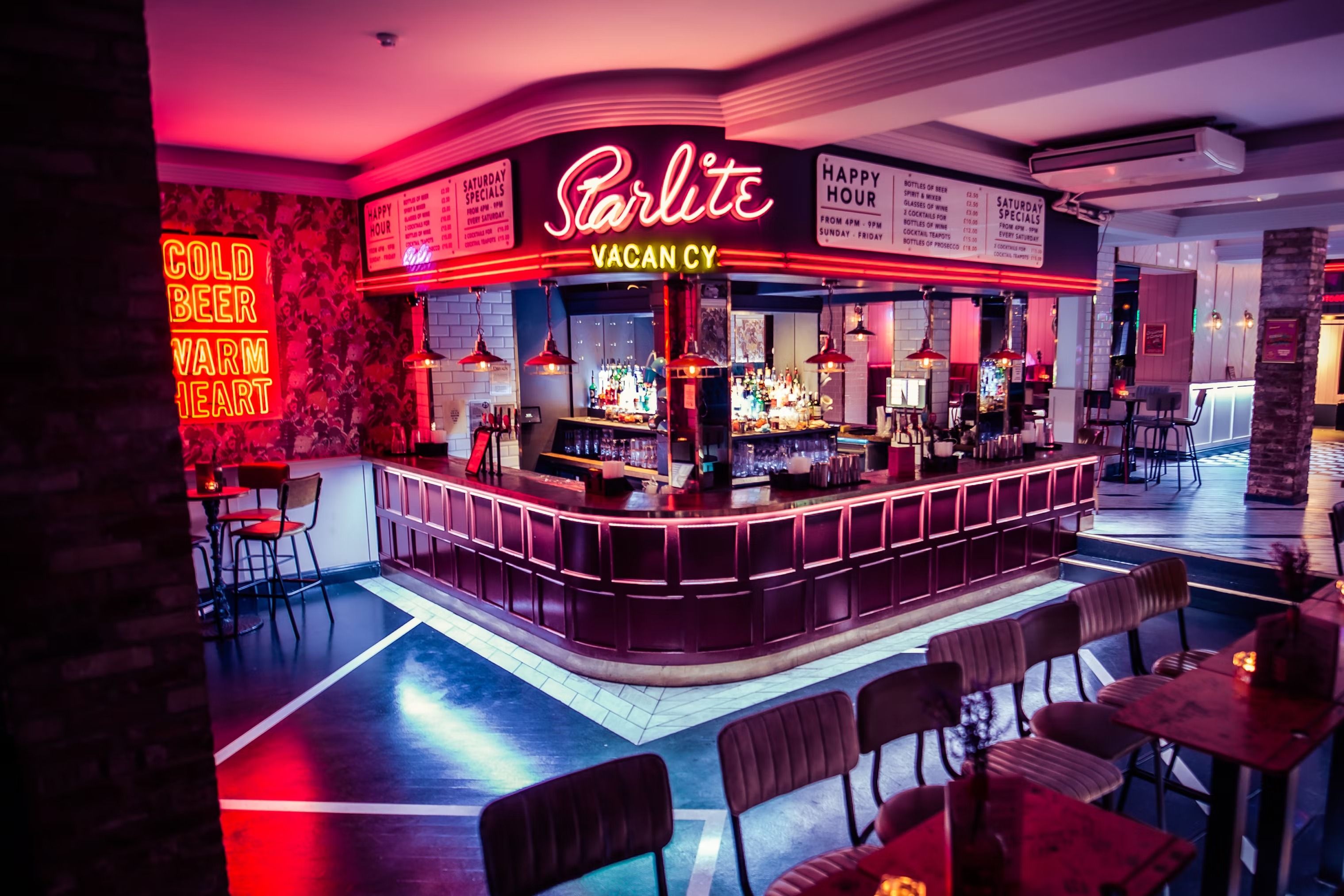 Simmons, Fulham  Fulham Cocktail bars