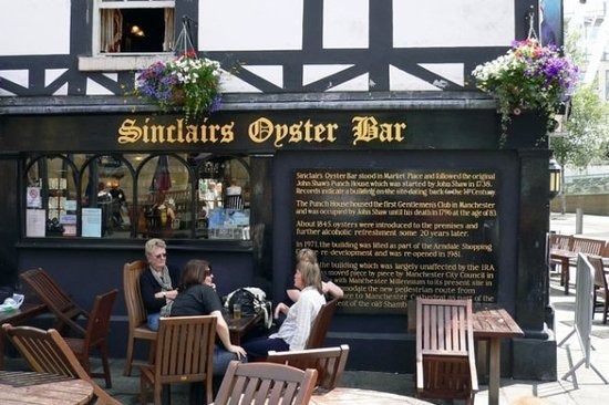 Sinclairs Oyster Bar Manchester Pubs 2