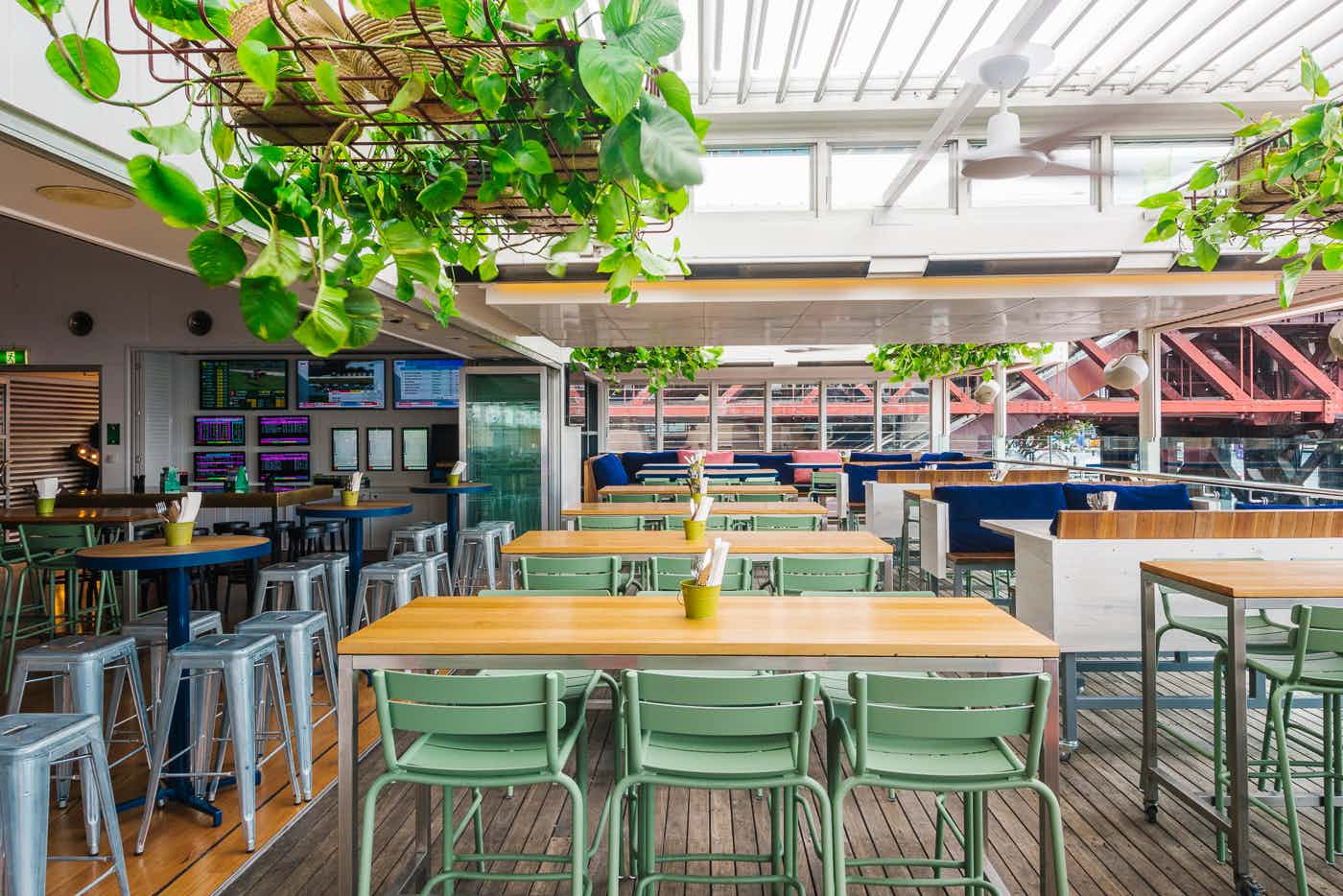 South End, Helm Bar & Bistro image 2