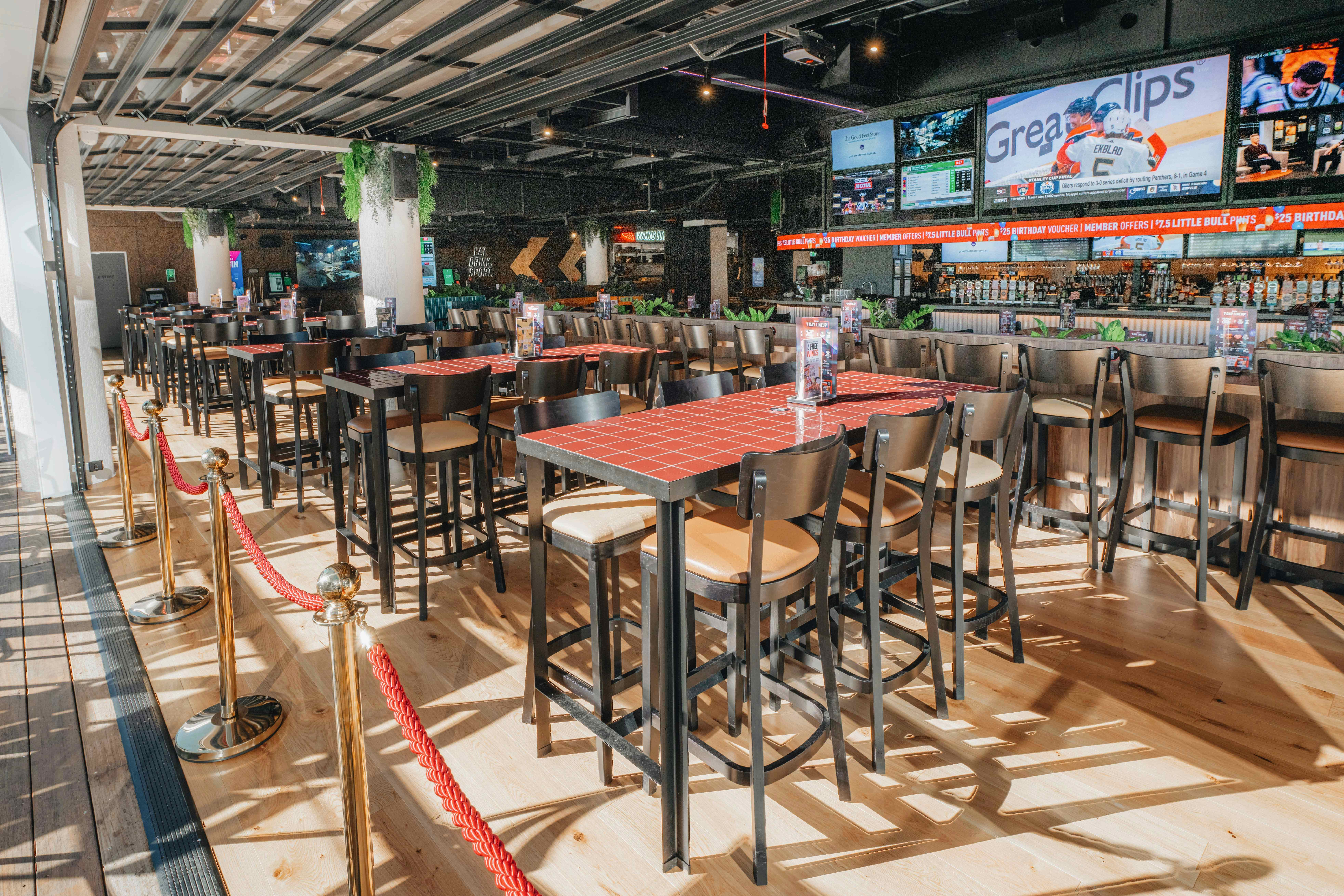 Sporting Globe Surfers Paradise | View of Indoor Seating and Bar | Venue Hire Gold Coast | 3