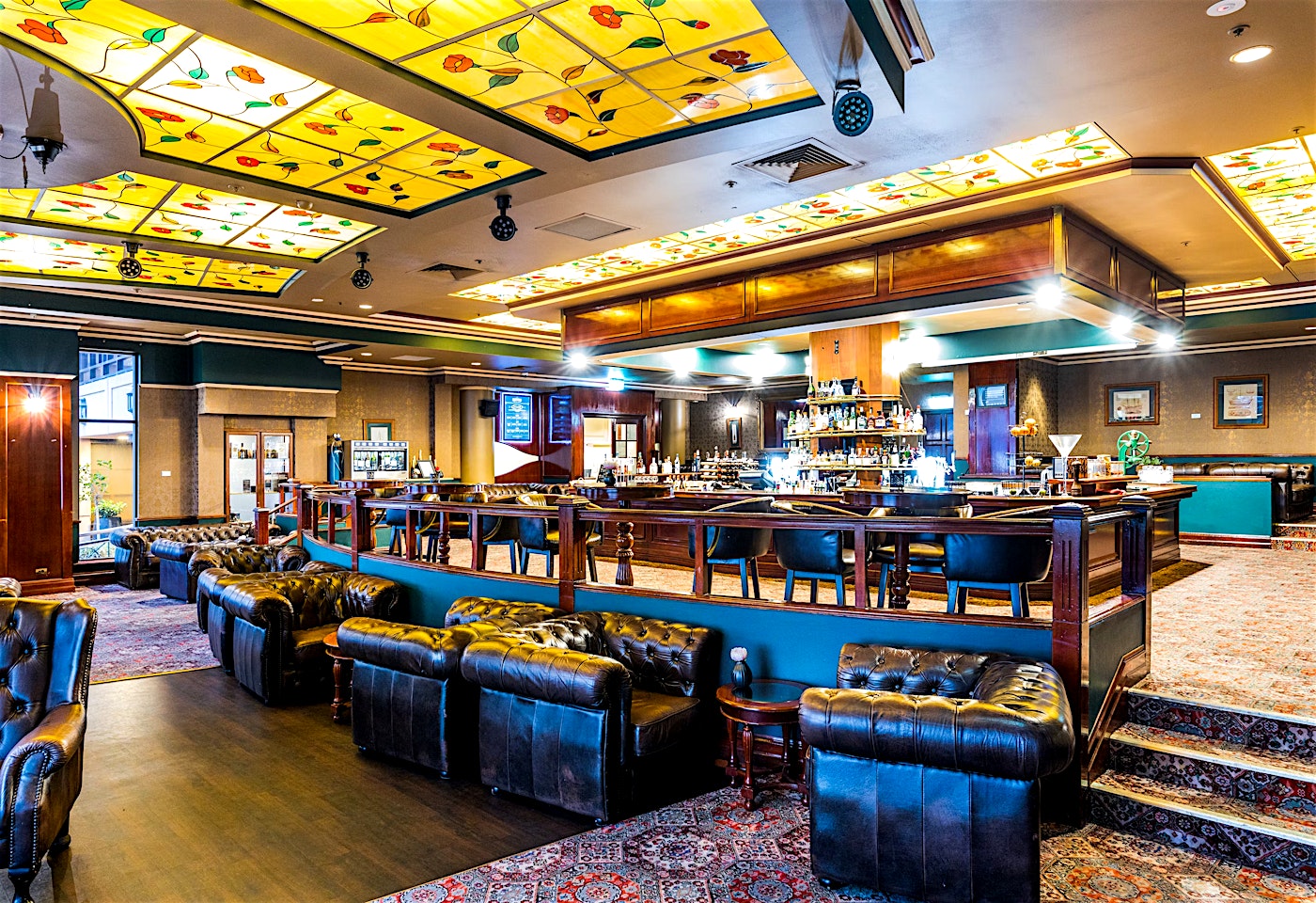 Horizons Cocktail Lounge, Stamford Grand Adelaide Hotel image 3