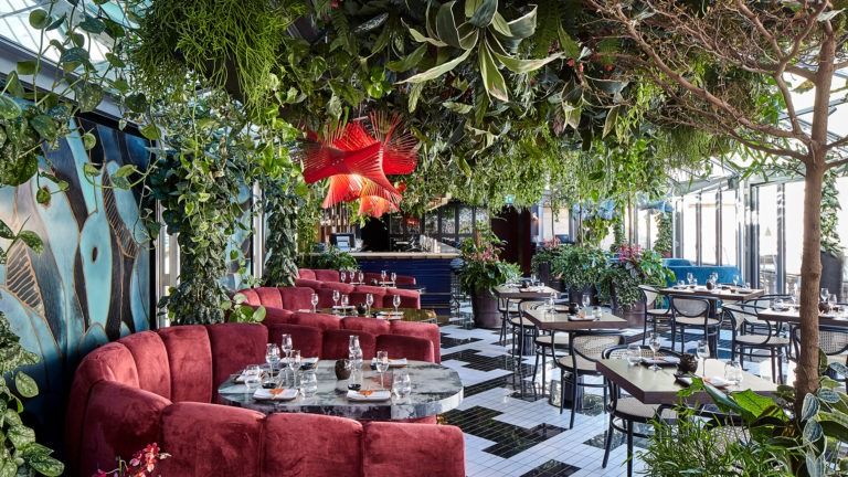 Hire Private dining rooms in the City venues