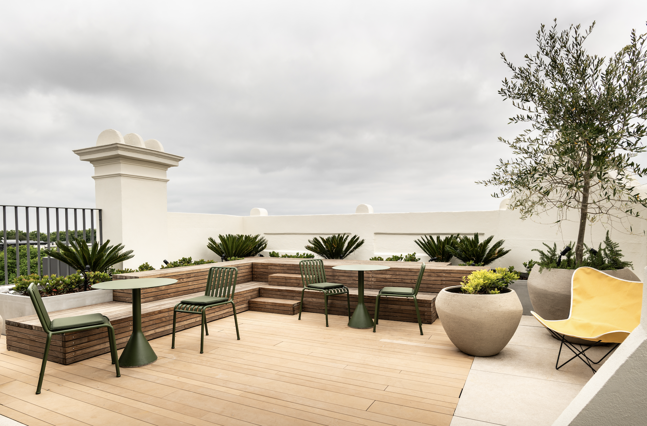 Milton Terrace, The Hive Milton House image 2