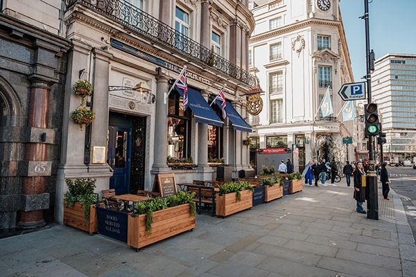 Eat like you’re about to engage in a horrific naval battle (on a budget): The Admiralty image 2