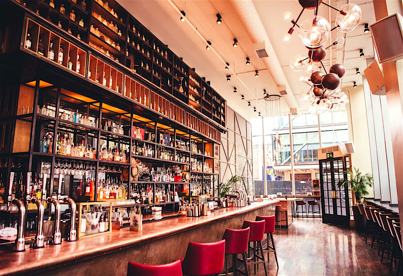 A bar in Spinningfields for those who like their drinks volatile: The Alchemist1