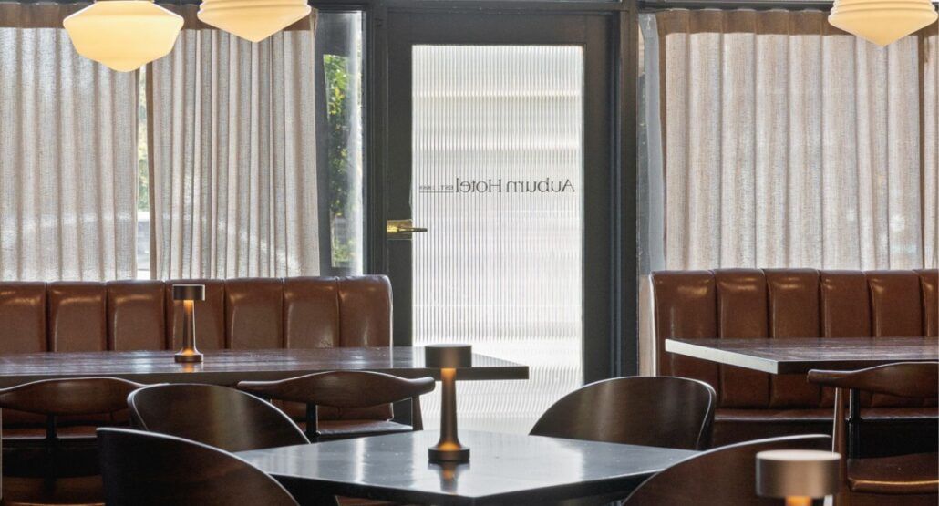 The Auburn Room, Auburn Hotel image 2